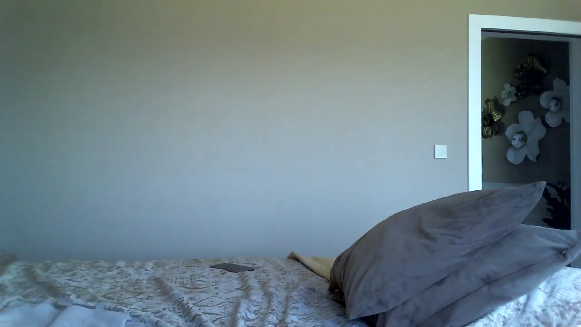 Gallery image thumbnail from Into_Mary's myfreecams stream on, 06/18/2023, 10:19 image 15 of 20