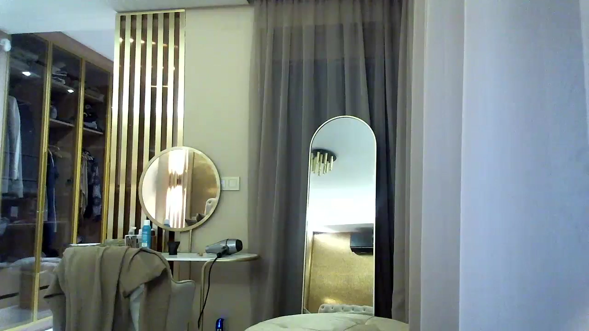 Gallery image thumbnail from Into_Mary's myfreecams stream on, 01/13/2024, 22:45 image 8 of 20