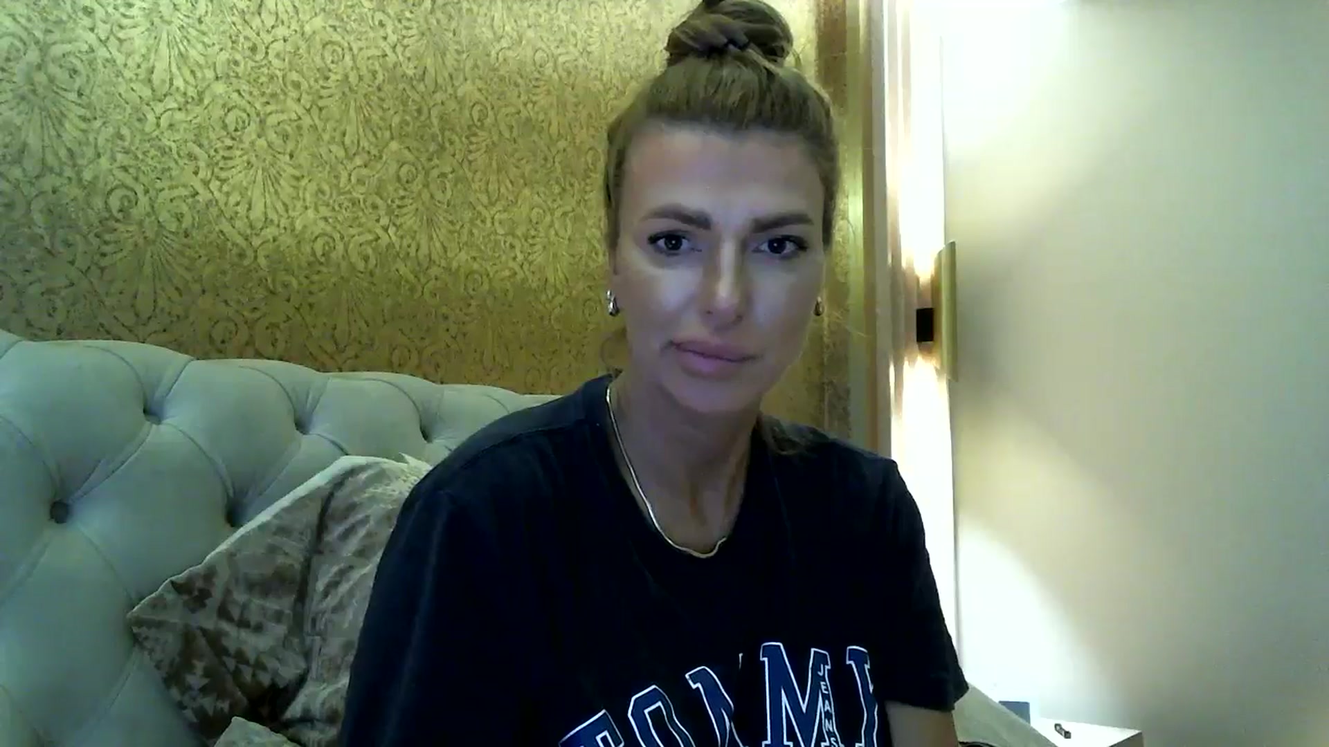 Gallery image thumbnail from Into_Mary's myfreecams stream on, 05/02/2024, 16:55 image 7 of 20