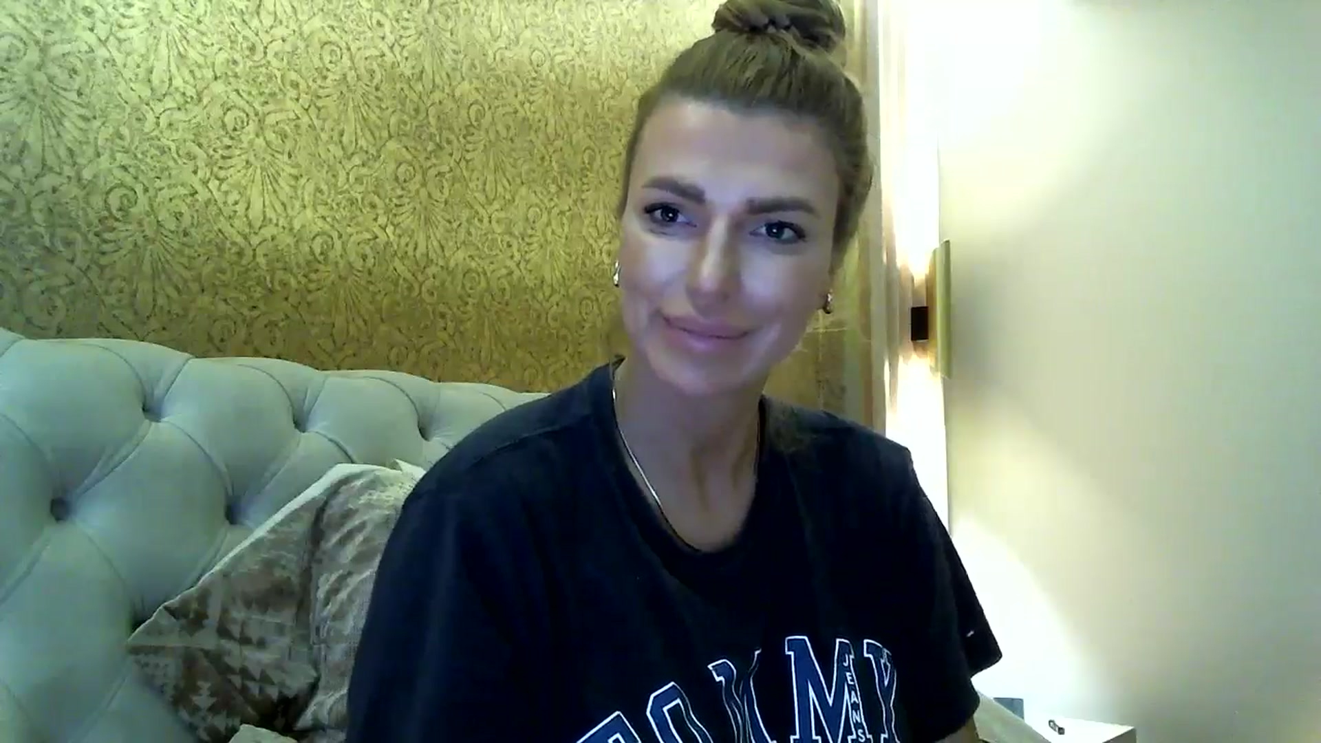 Gallery image thumbnail from Into_Mary's myfreecams stream on, 05/02/2024, 16:55 image 11 of 20