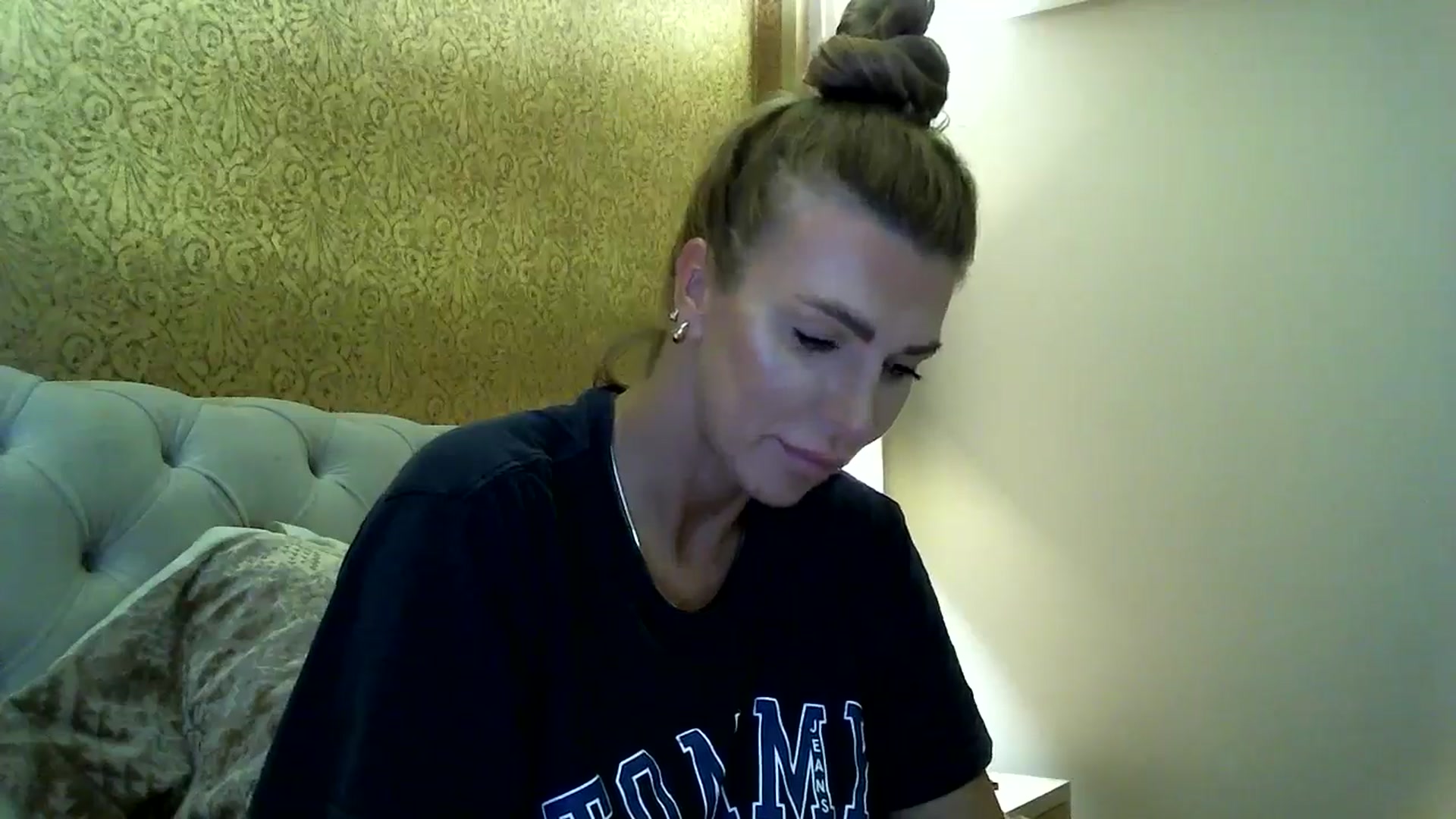 Gallery image thumbnail from Into_Mary's myfreecams stream on, 05/02/2024, 16:55 image 14 of 20