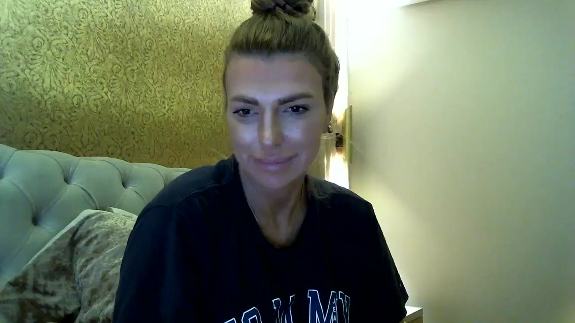 Gallery image thumbnail from Into_Mary's myfreecams stream on, 05/02/2024, 17:06 image 20 of 20