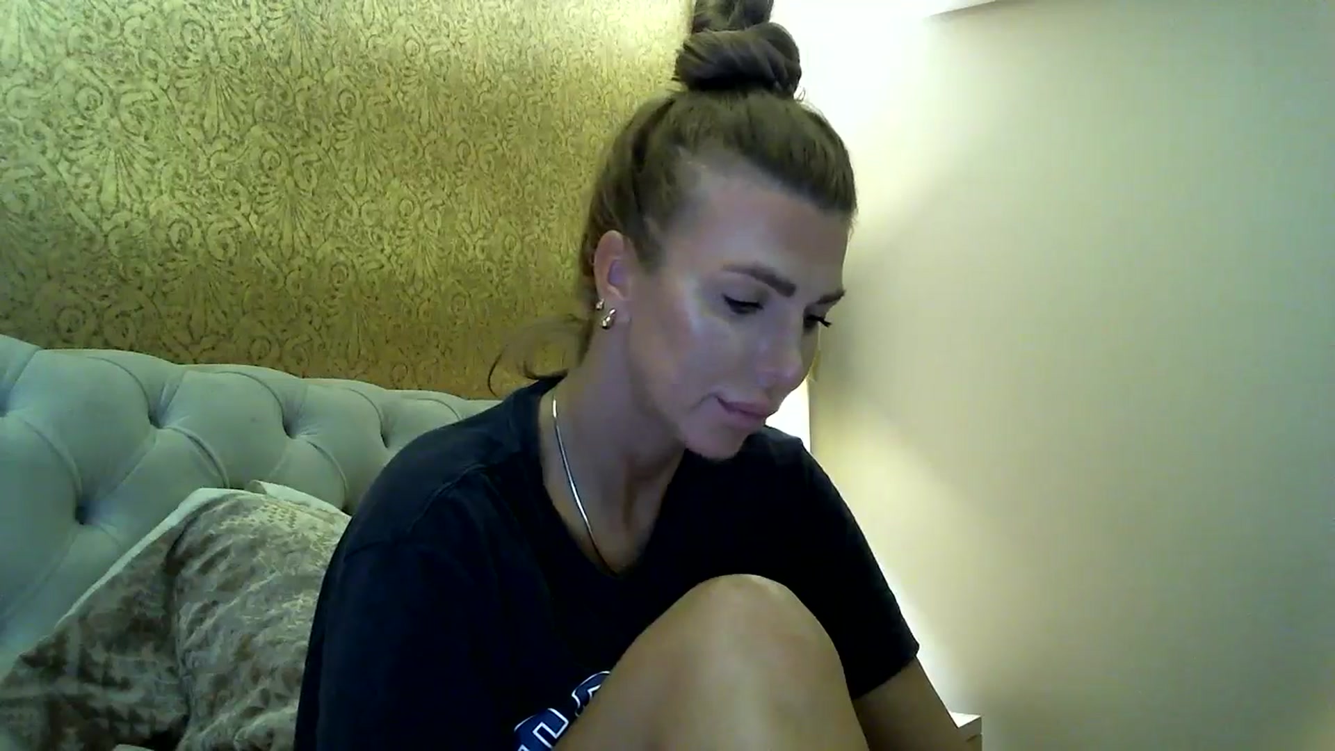 Gallery image thumbnail from Into_Mary's myfreecams stream on, 05/02/2024, 17:06 image 6 of 20