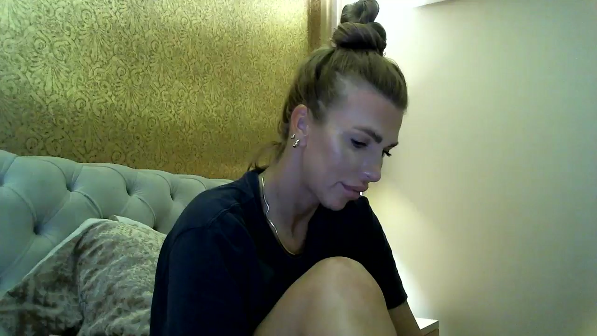 Gallery image thumbnail from Into_Mary's myfreecams stream on, 05/02/2024, 17:06 image 1 of 20