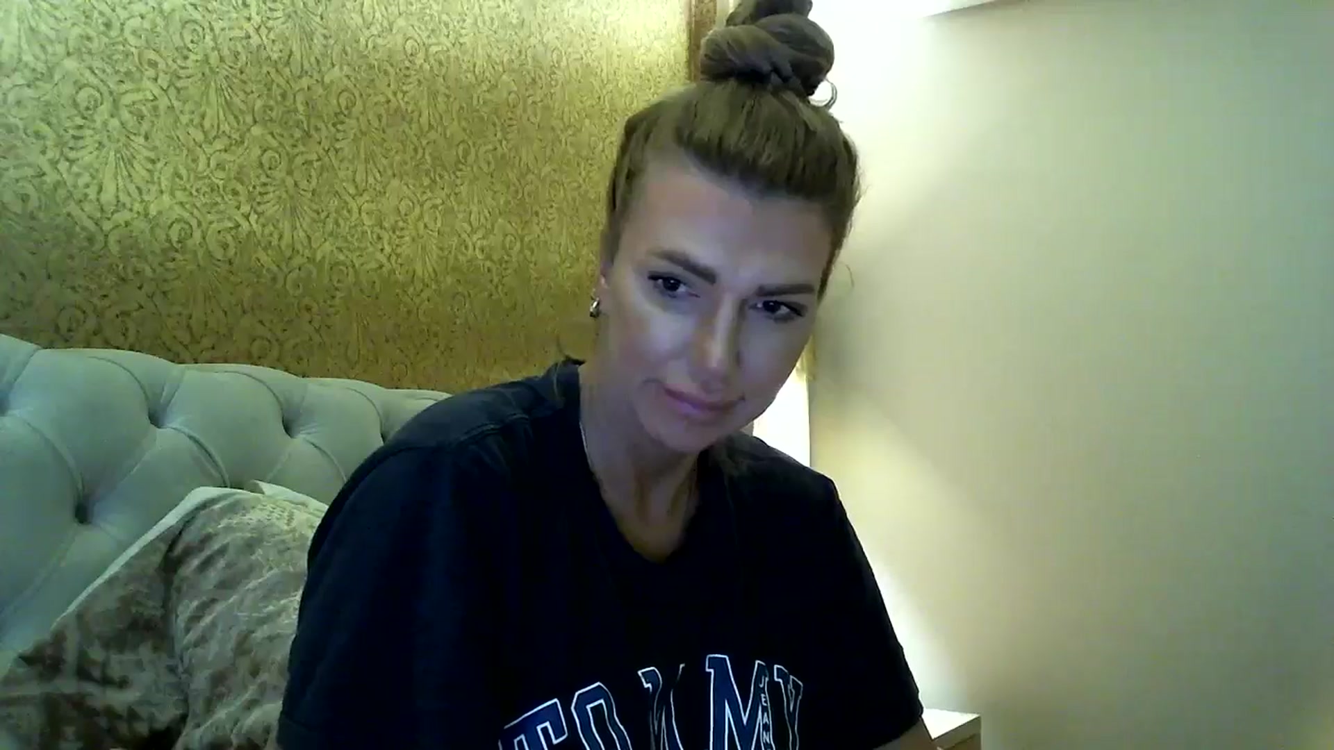 Gallery image thumbnail from Into_Mary's myfreecams stream on, 05/02/2024, 17:06 image 19 of 20