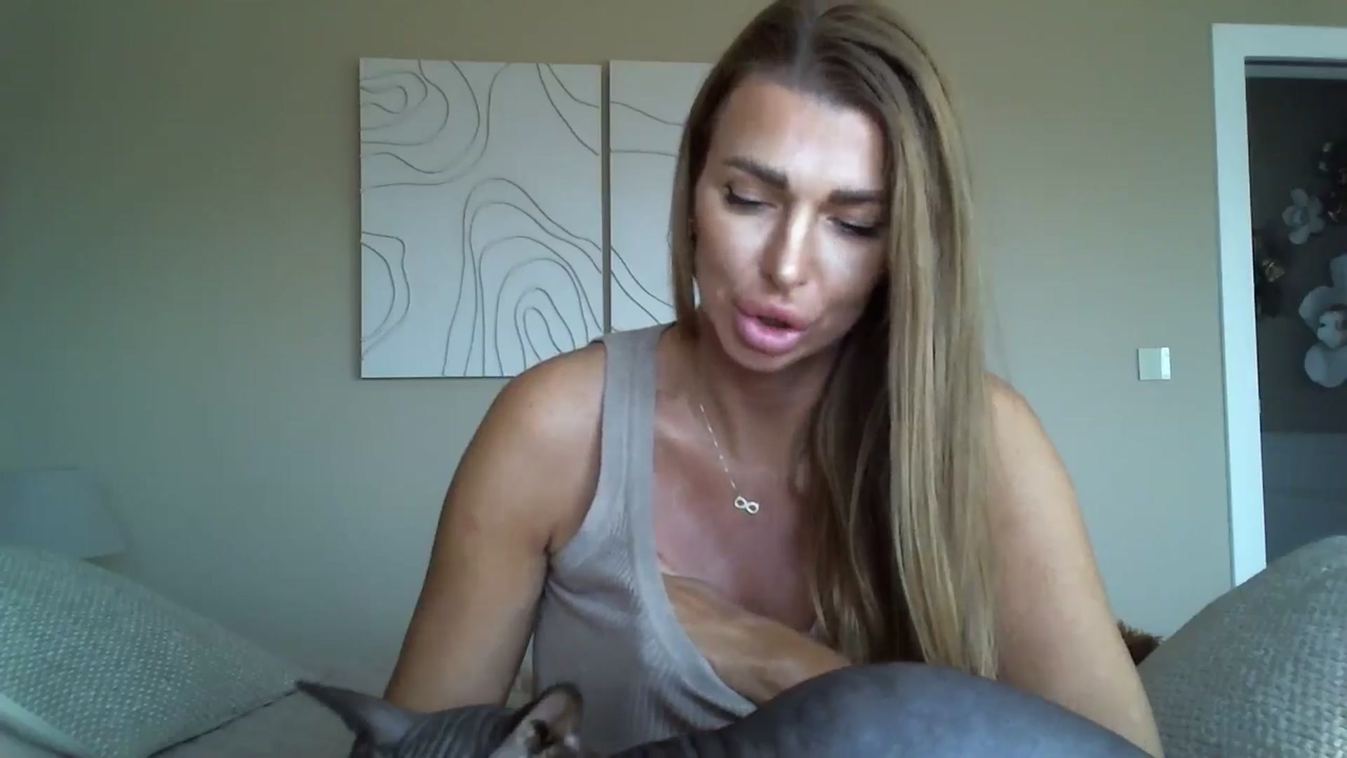 Gallery image thumbnail from Into_Mary's myfreecams stream on, 09/08/2024, 13:49 image 14 of 20