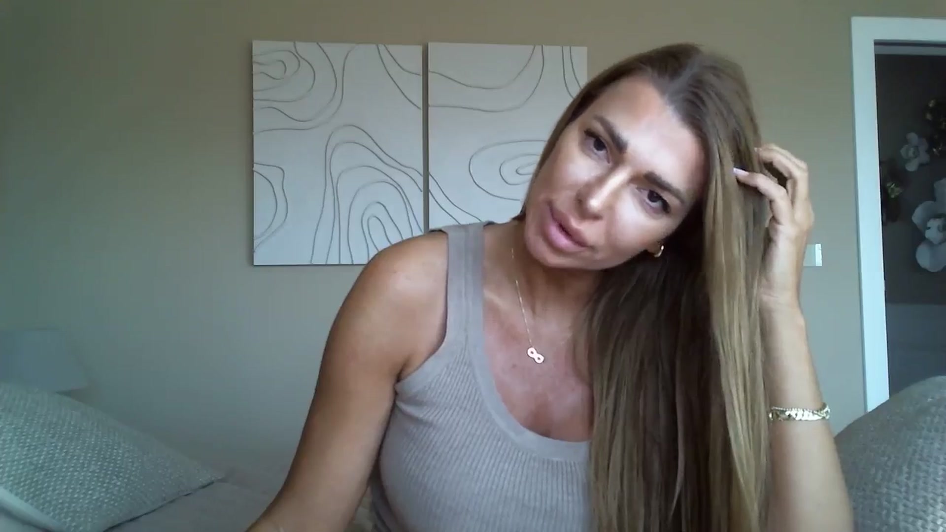 Gallery image thumbnail from Into_Mary's myfreecams stream on, 09/08/2024, 13:49 image 13 of 20