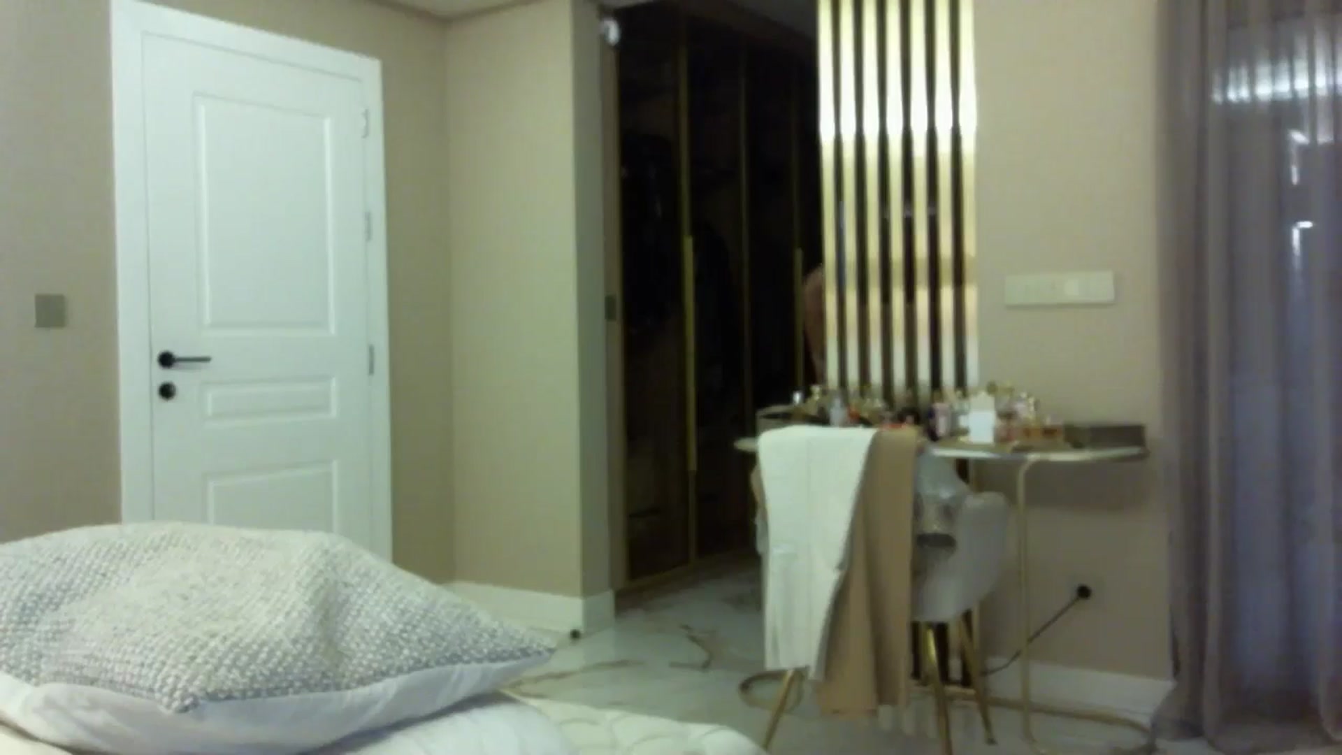 Gallery image thumbnail from Into_Mary's myfreecams stream on, 09/12/2024, 17:20 image 3 of 20