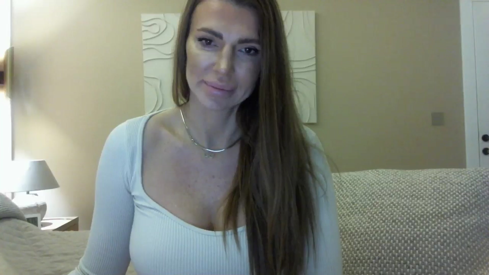 Gallery image thumbnail from Into_Mary's myfreecams stream on, 12/24/2024, 14:24 image 20 of 20