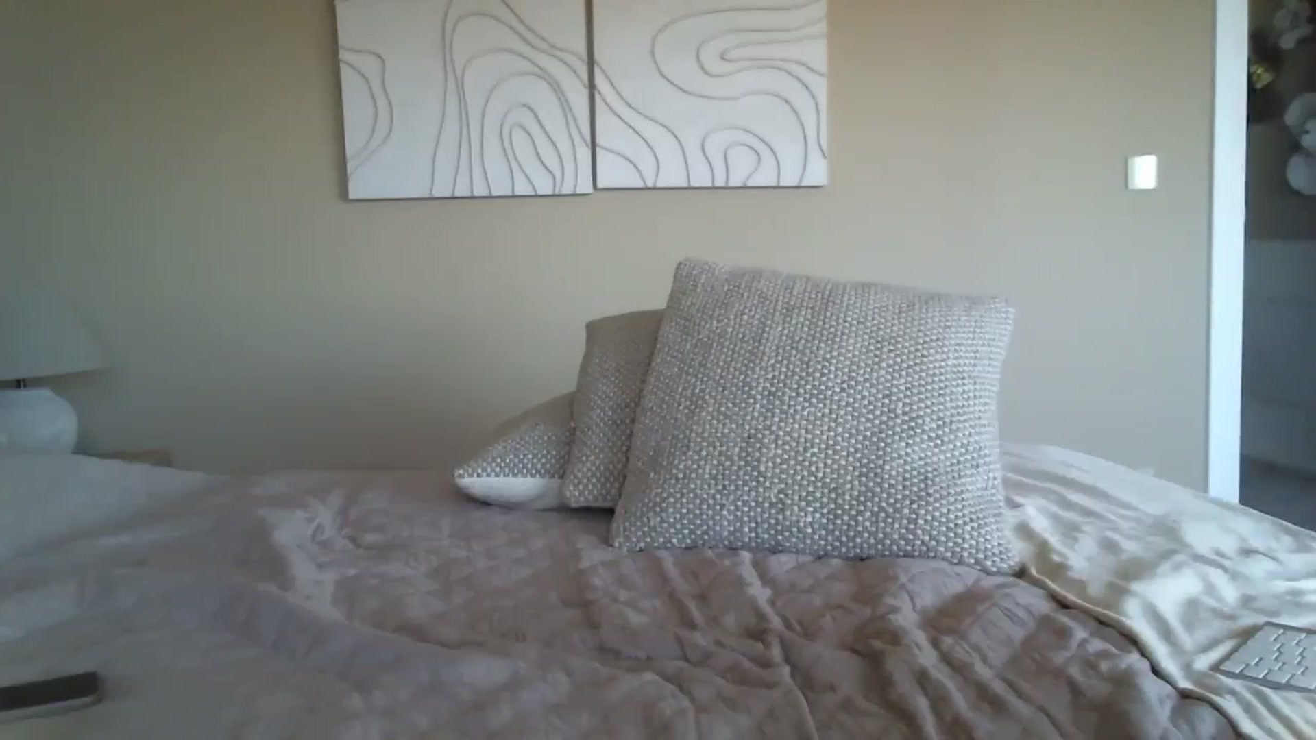 Gallery image thumbnail from Into_Mary's myfreecams stream on, 04/16/2025, 12:03 image 15 of 20