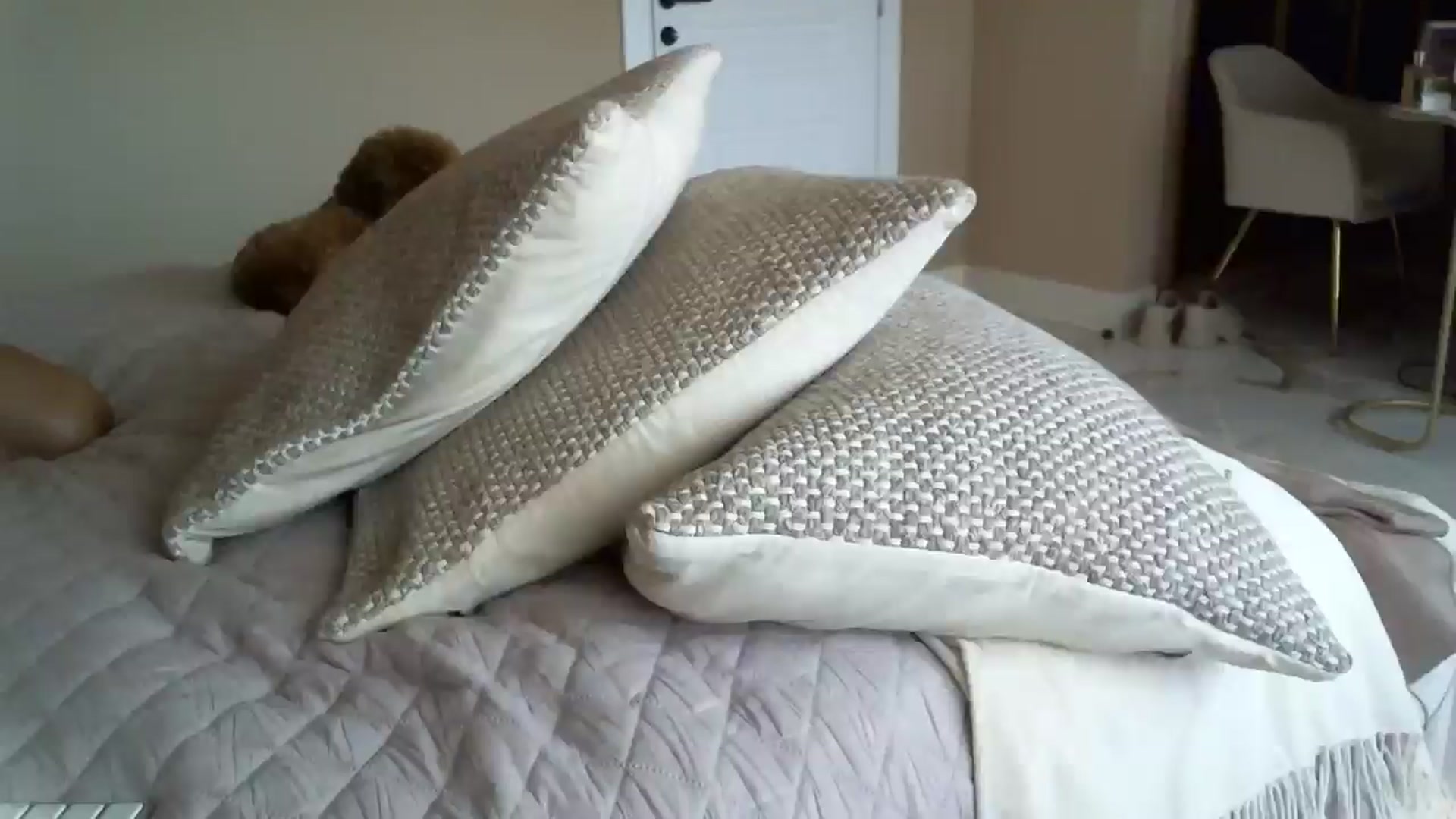 Gallery image thumbnail from Into_Mary's myfreecams stream on, 05/02/2025, 13:12 image 19 of 20