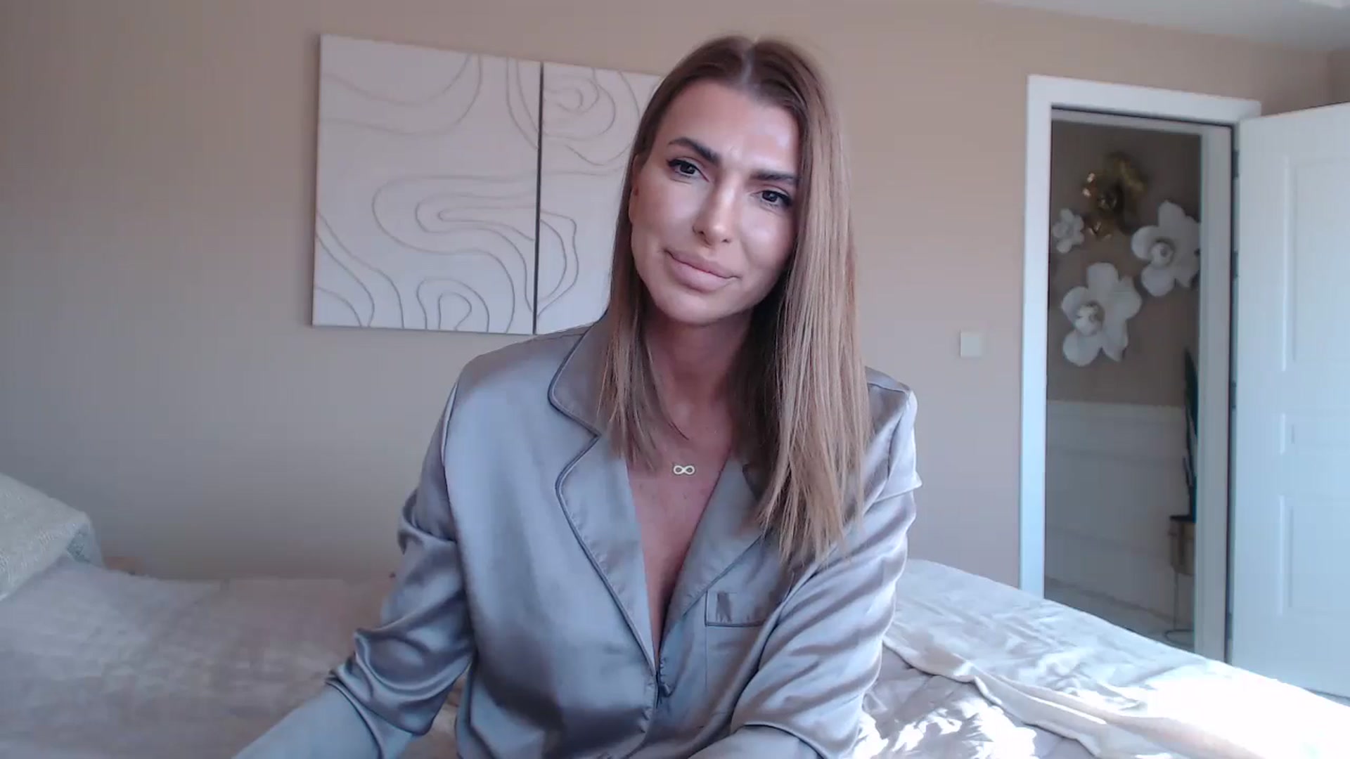 Gallery image thumbnail from Into_Mary's myfreecams stream on, 12/31/2025, 13:50 image 2 of 20