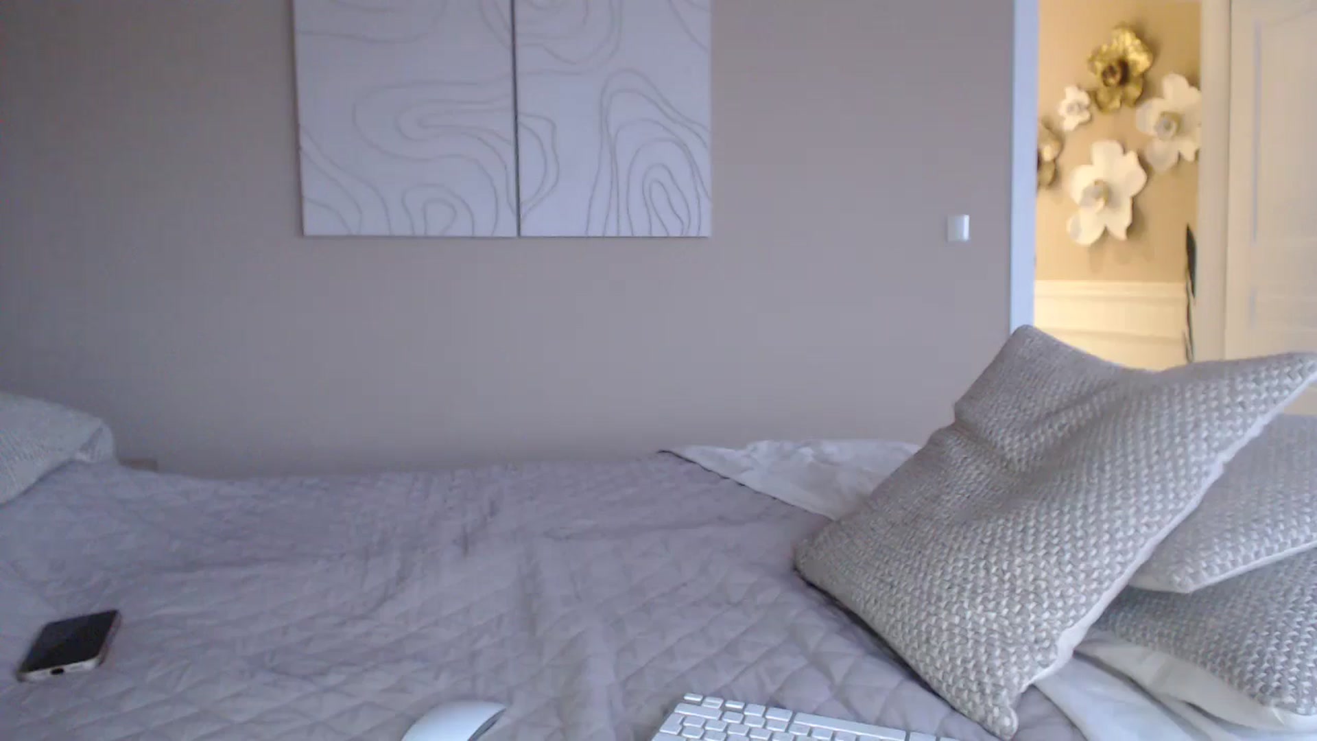 Gallery image thumbnail from Into_Mary's myfreecams stream on, 01/10/2026, 14:51 image 18 of 20