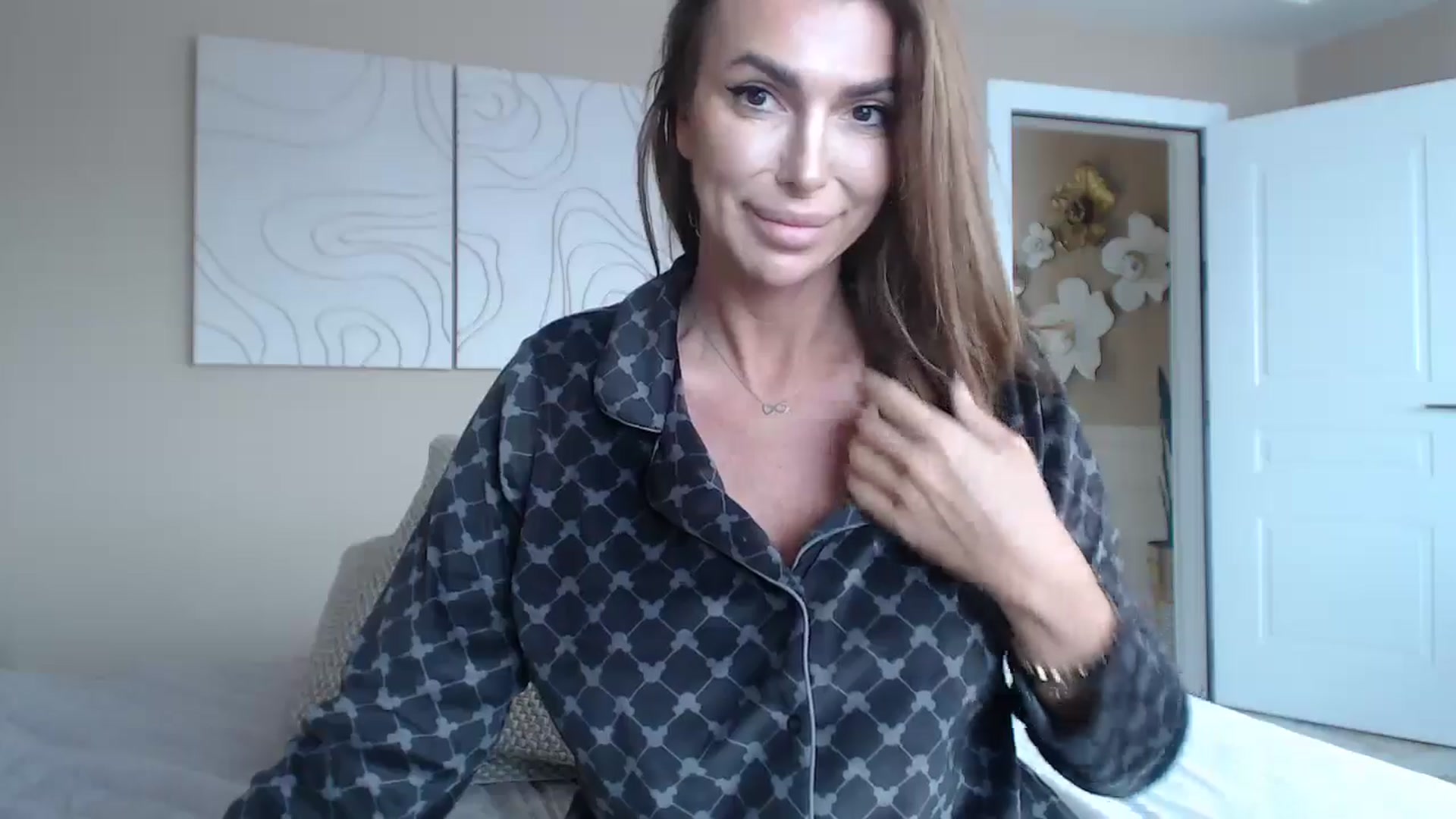Gallery image thumbnail from Into_Mary's myfreecams stream on, 01/13/2026, 13:01 image 15 of 20