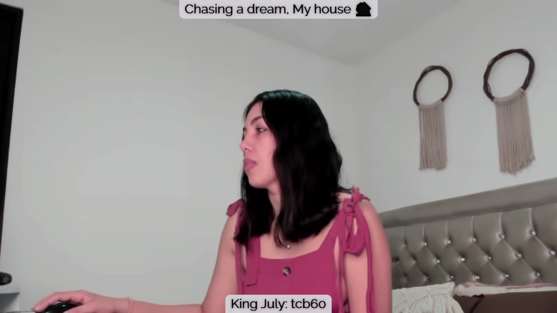 Gallery image thumbnail from Intrigue89's myfreecams stream on, 07/20/2023, 14:51 image 3 of 20