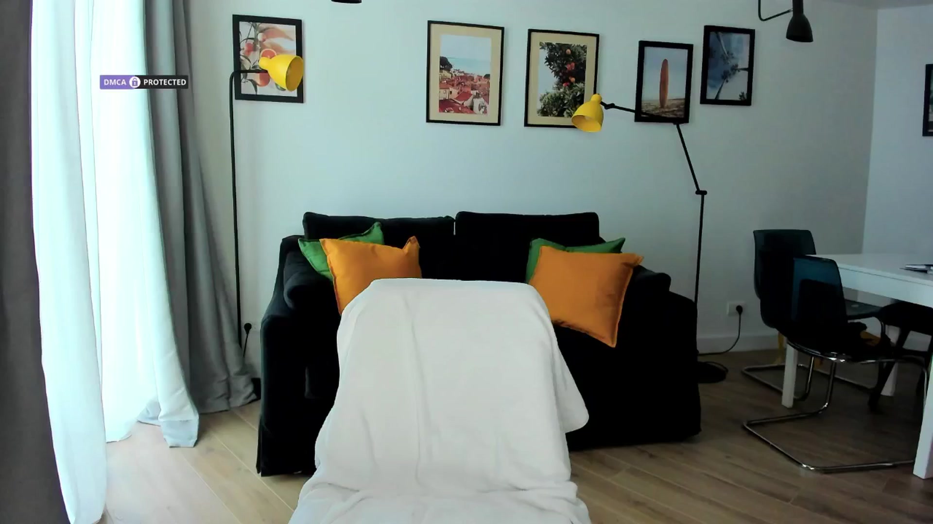 Gallery image thumbnail from IntrigueeMe's myfreecams stream on, 06/29/2024, 16:37 image 7 of 20