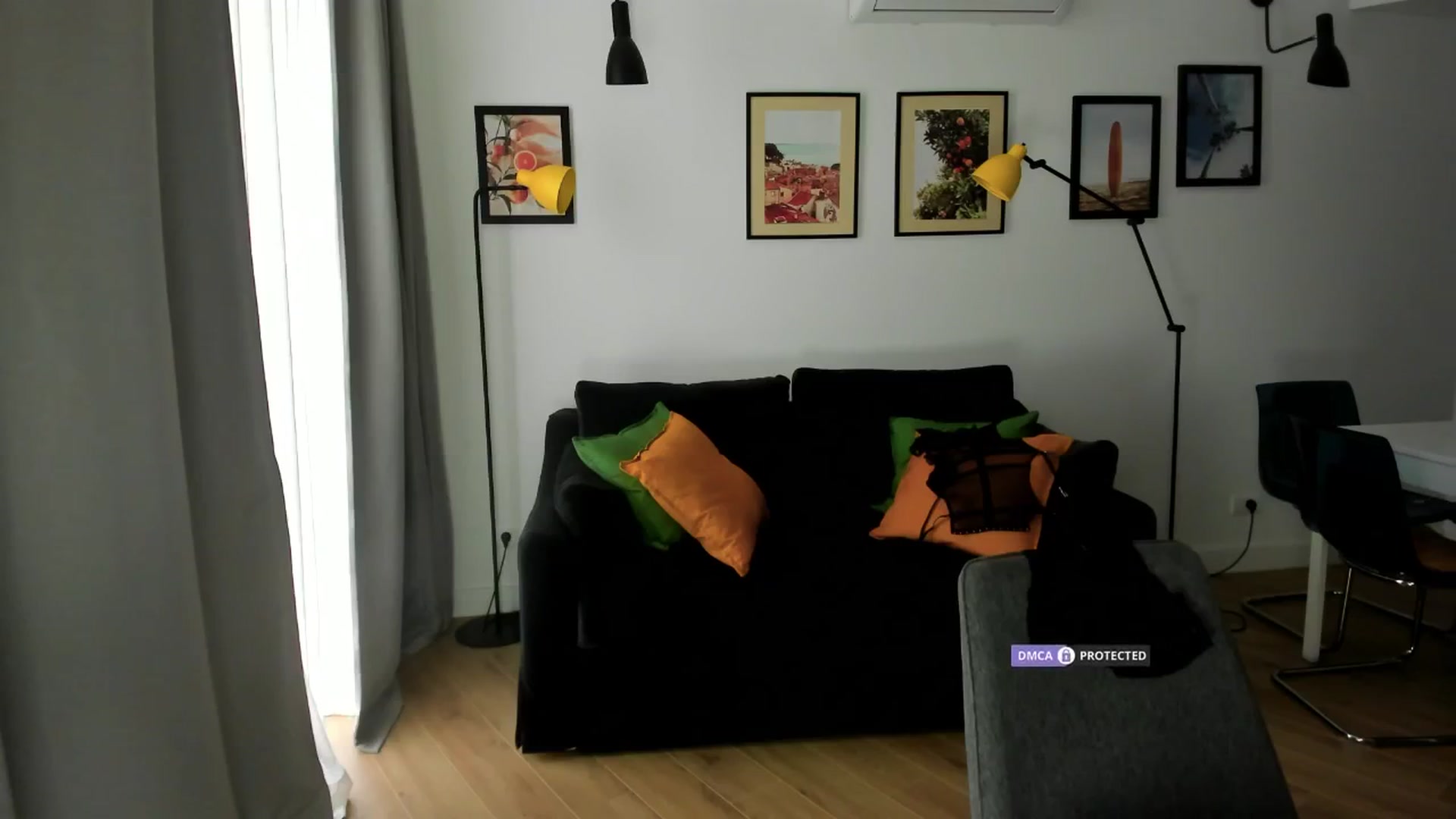 Gallery image thumbnail from IntrigueeMe's myfreecams stream on, 09/17/2024, 16:52 image 11 of 20