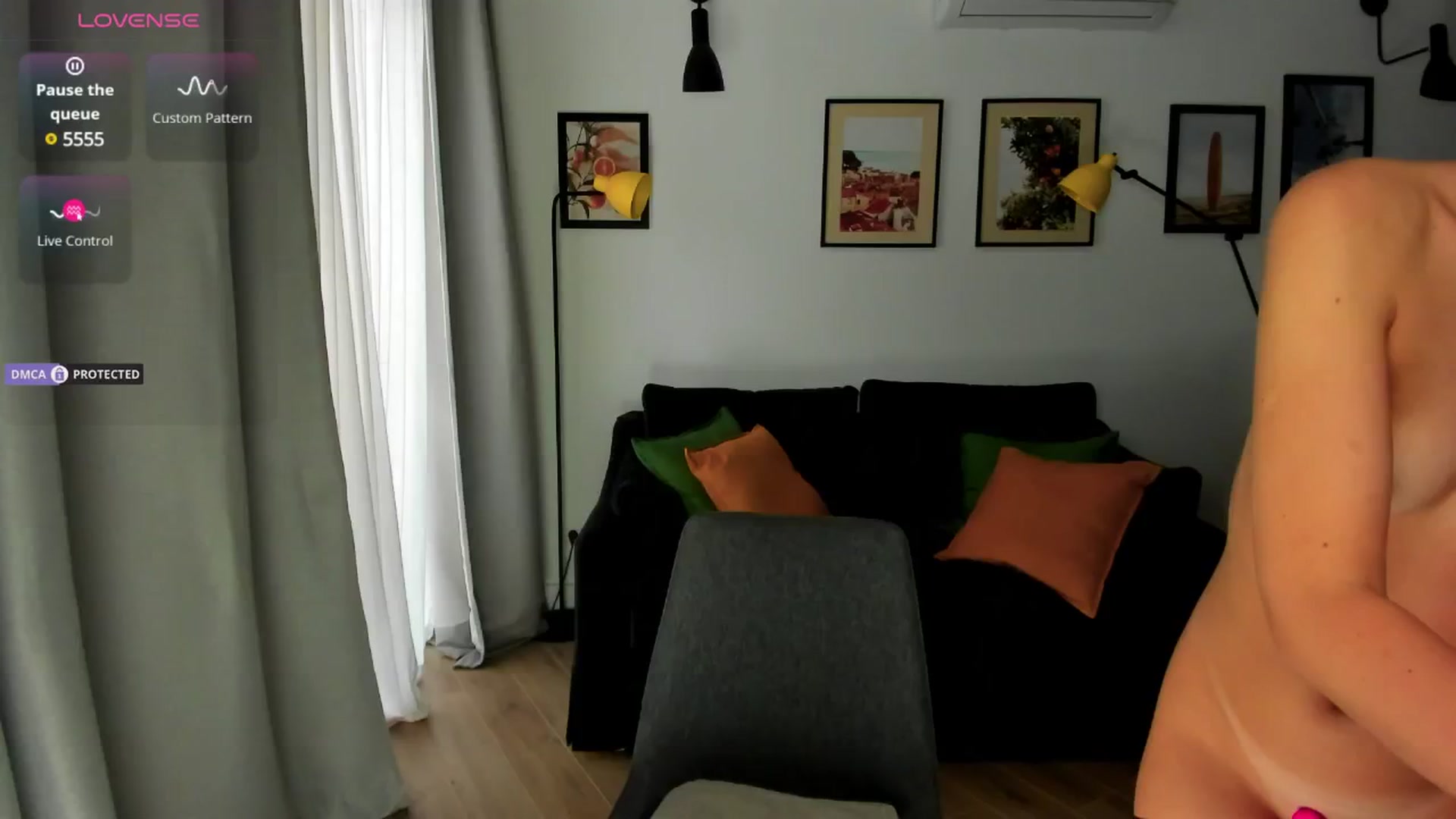 Gallery image thumbnail from IntrigueeMe's myfreecams stream on, 09/20/2024, 16:35 image 15 of 20