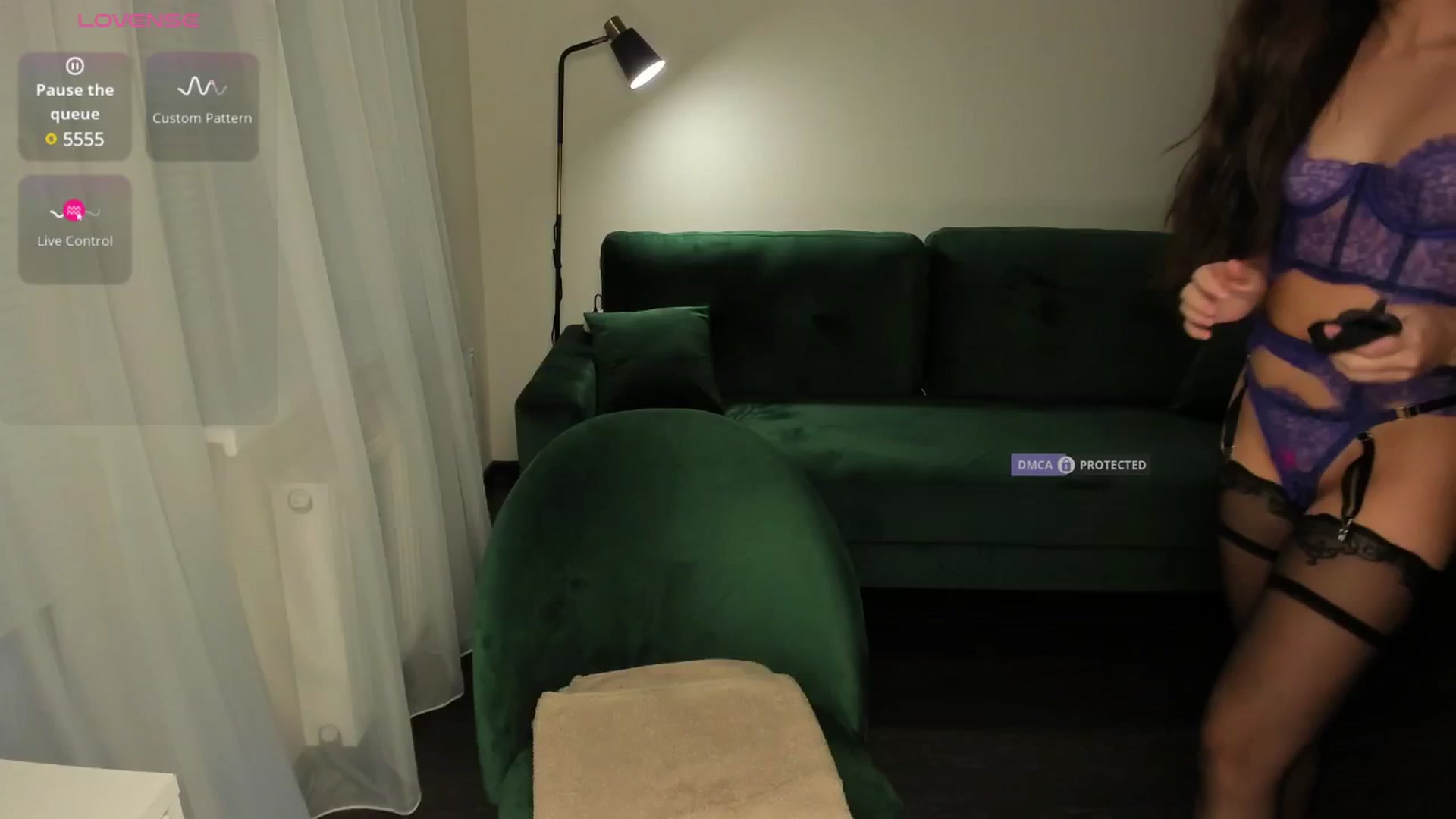 Gallery image thumbnail from IntrigueeMe's myfreecams stream on, 11/18/2024, 13:55 image 16 of 20