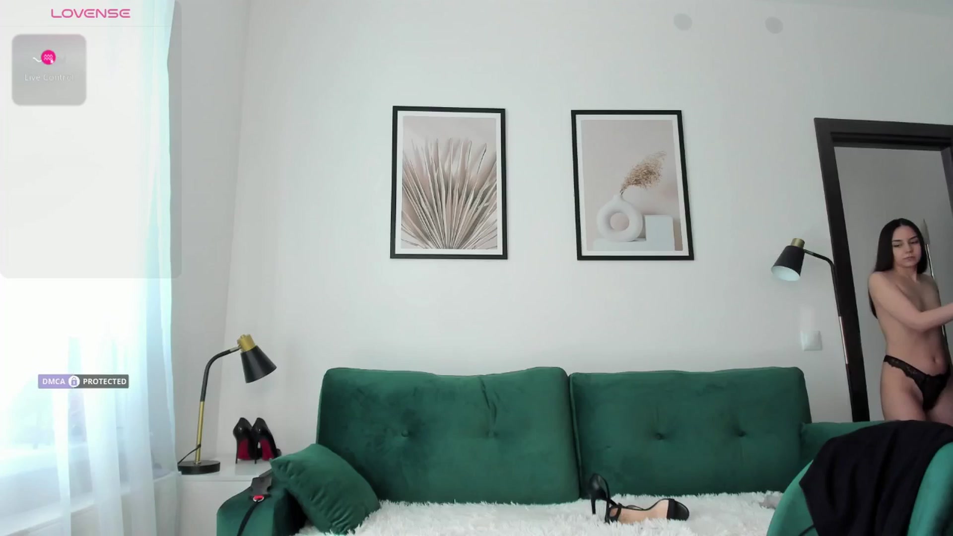 Gallery image thumbnail from IntrigueeMe's myfreecams stream on, 07/03/2025, 16:43 image 7 of 20