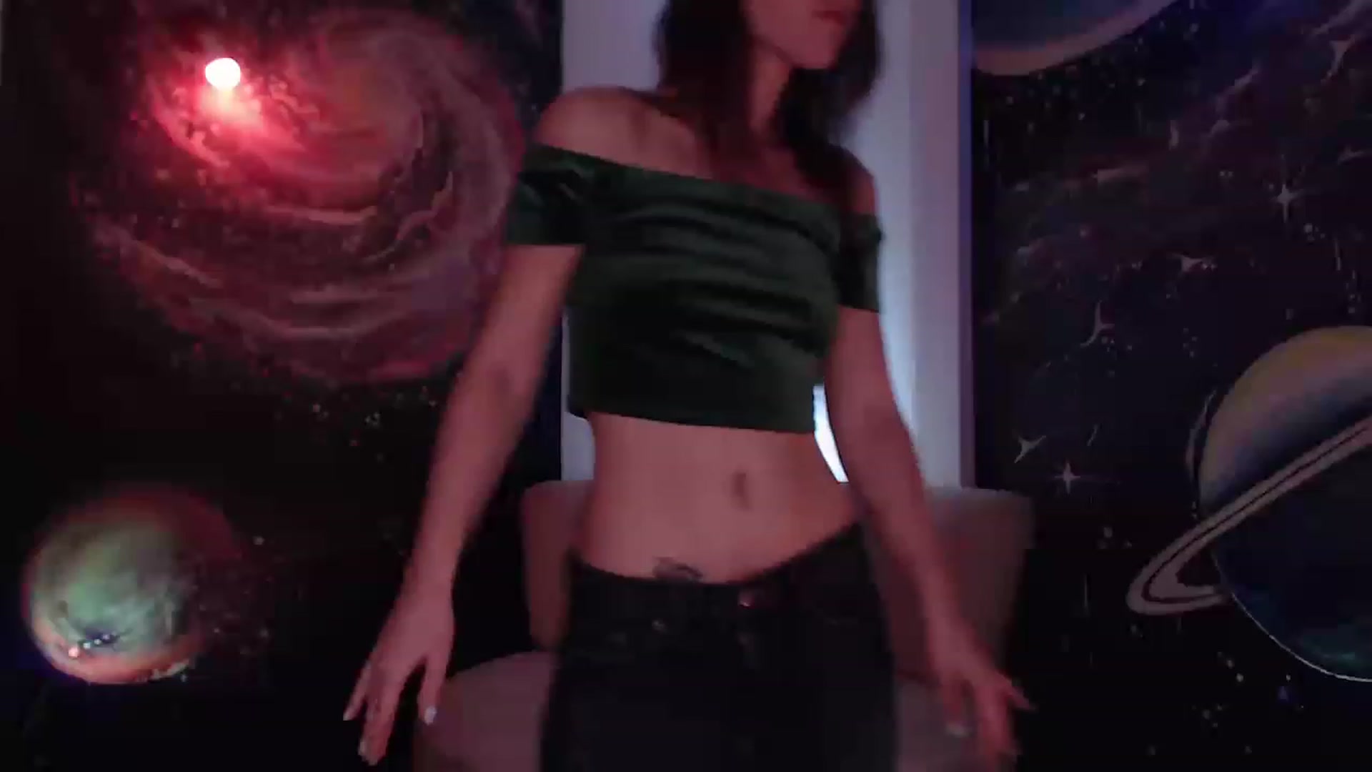 Gallery image thumbnail from IntruderRorry's myfreecams stream on, 11/18/2022, 08:23 image 11 of 20