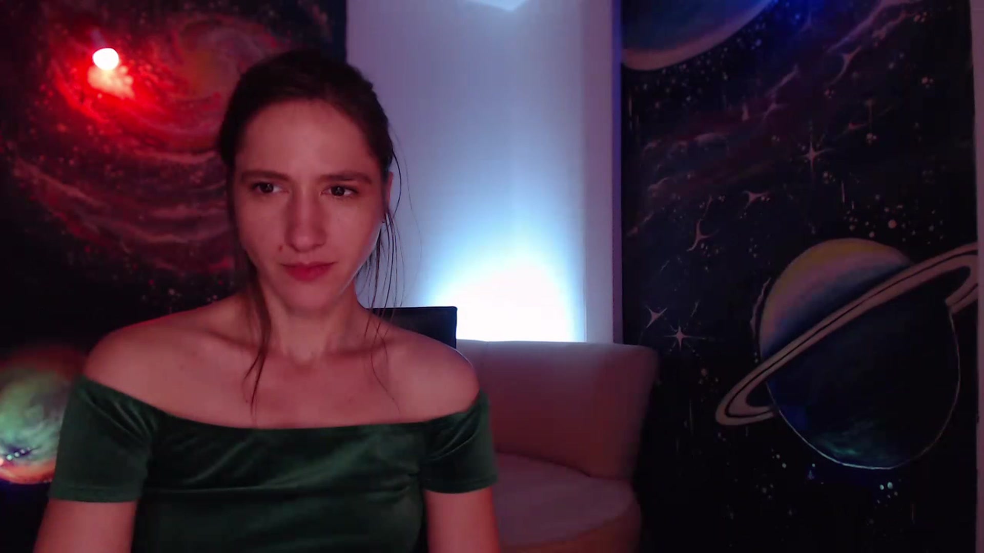Gallery image thumbnail from IntruderRorry's myfreecams stream on, 11/18/2022, 10:50 image 19 of 20