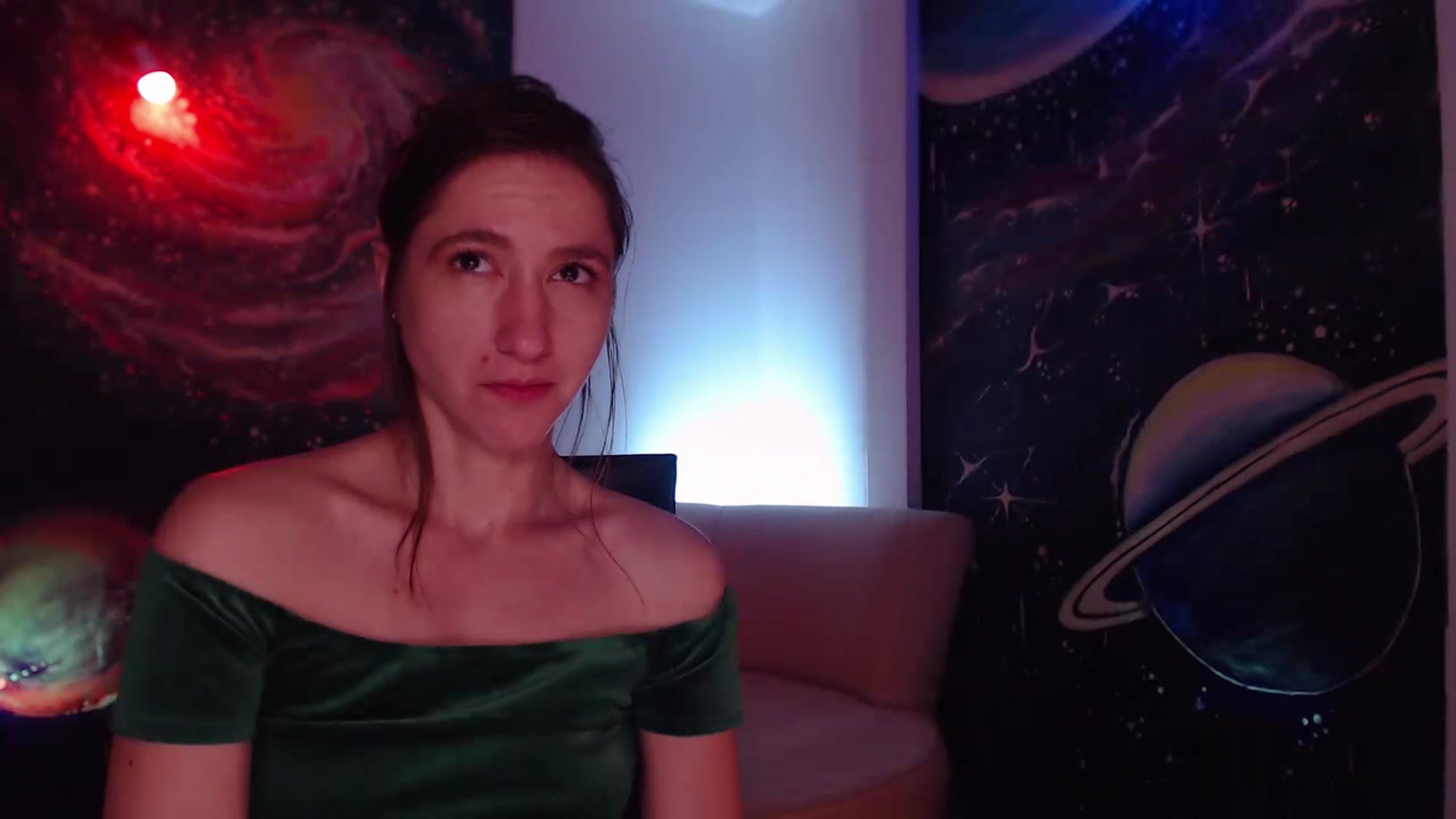 Gallery image thumbnail from IntruderRorry's myfreecams stream on, 11/18/2022, 10:50 image 18 of 20
