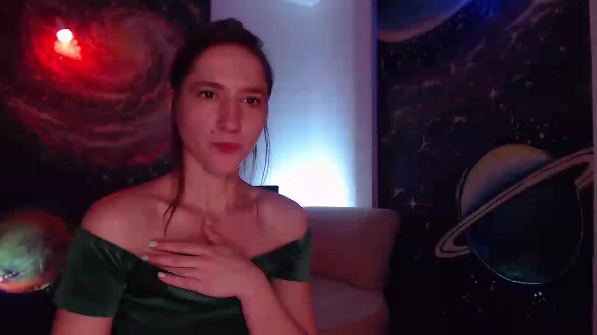 Gallery image thumbnail from IntruderRorry's myfreecams stream on, 11/18/2022, 10:50 image 8 of 20