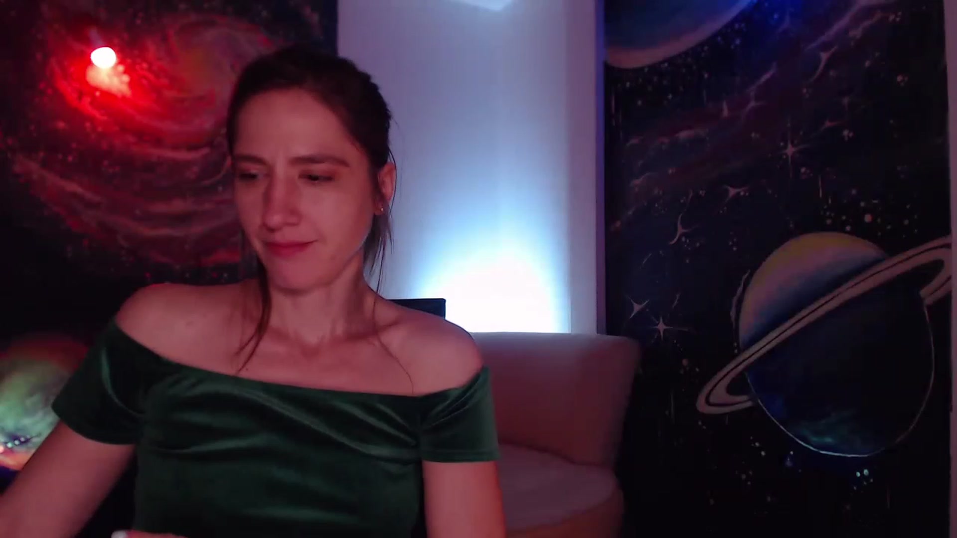 Gallery image thumbnail from IntruderRorry's myfreecams stream on, 11/18/2022, 10:50 image 13 of 20