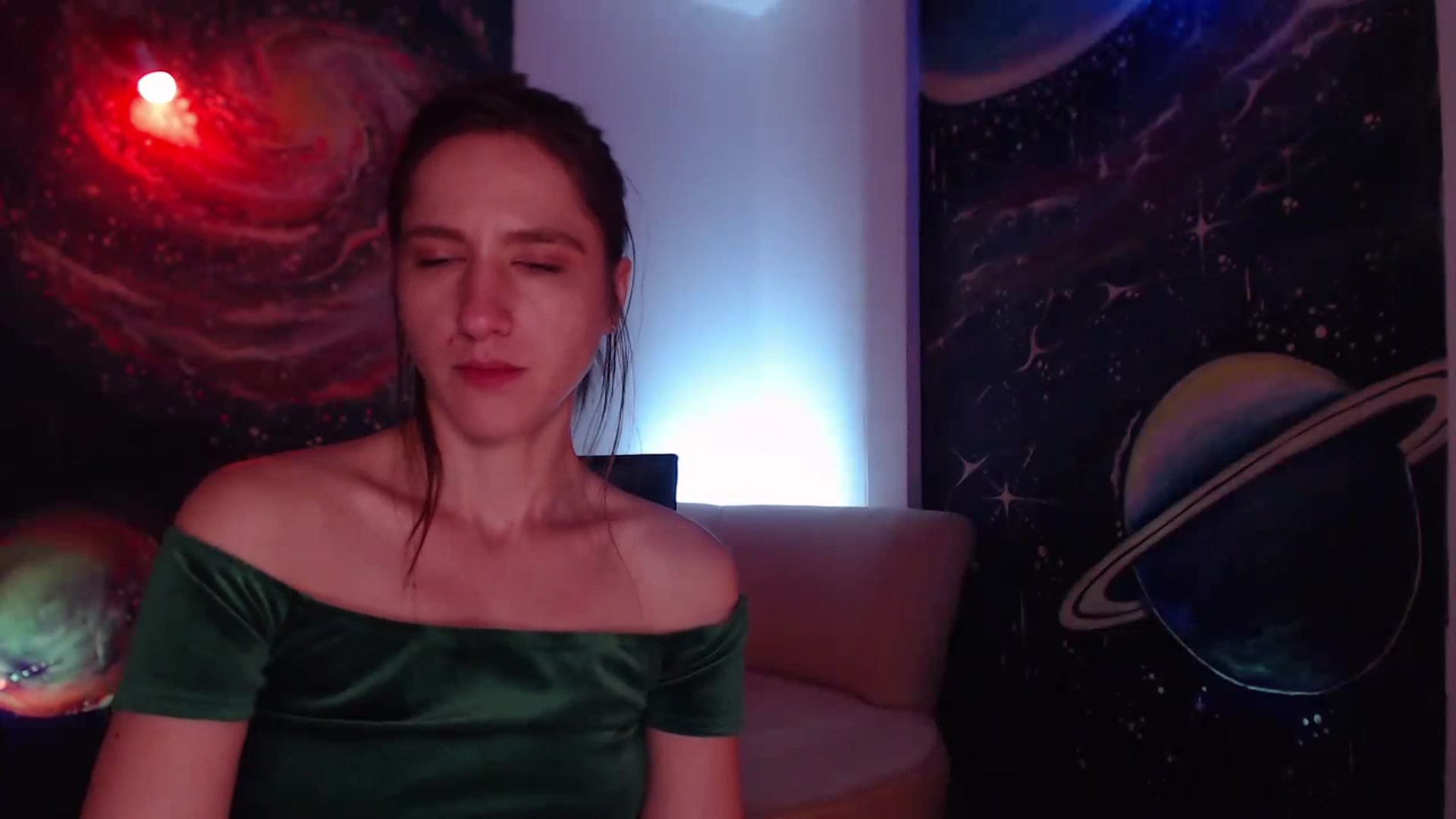 Gallery image thumbnail from IntruderRorry's myfreecams stream on, 11/18/2022, 10:50 image 14 of 20