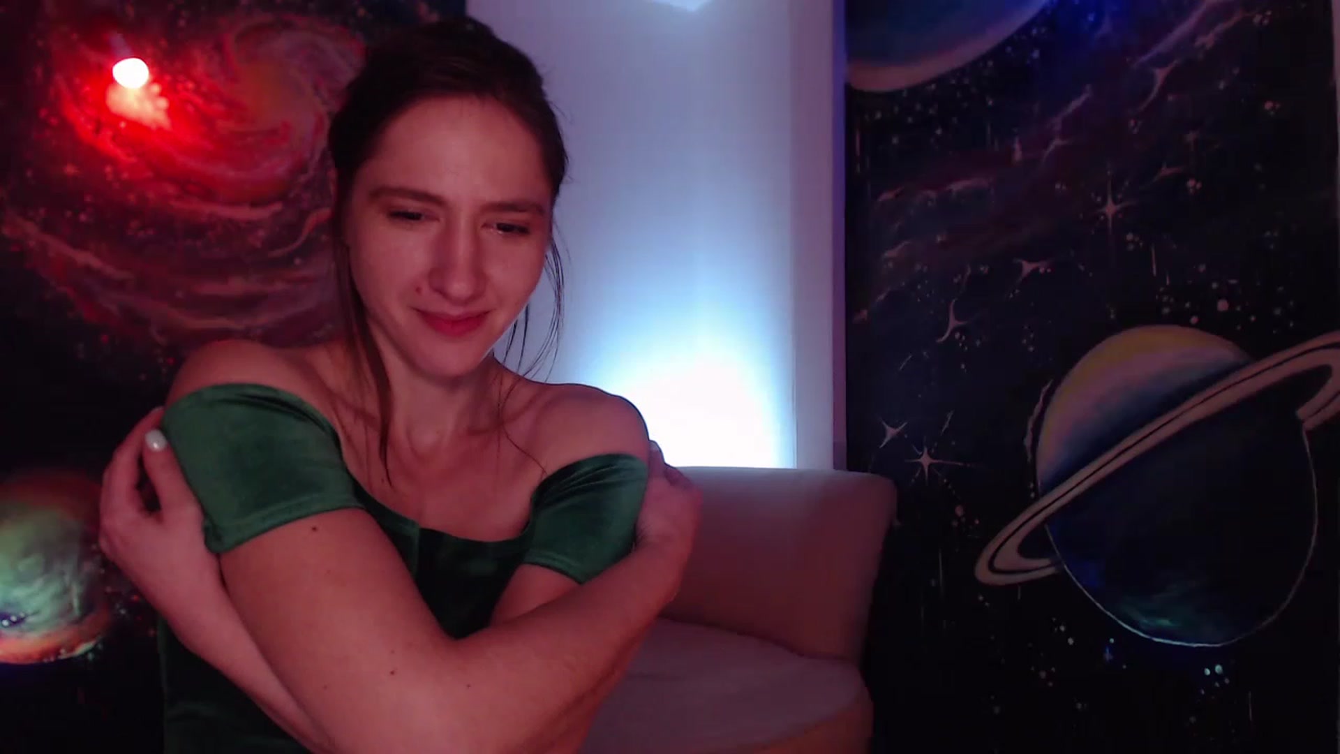 Gallery image thumbnail from IntruderRorry's myfreecams stream on, 11/18/2022, 11:09 image 2 of 20