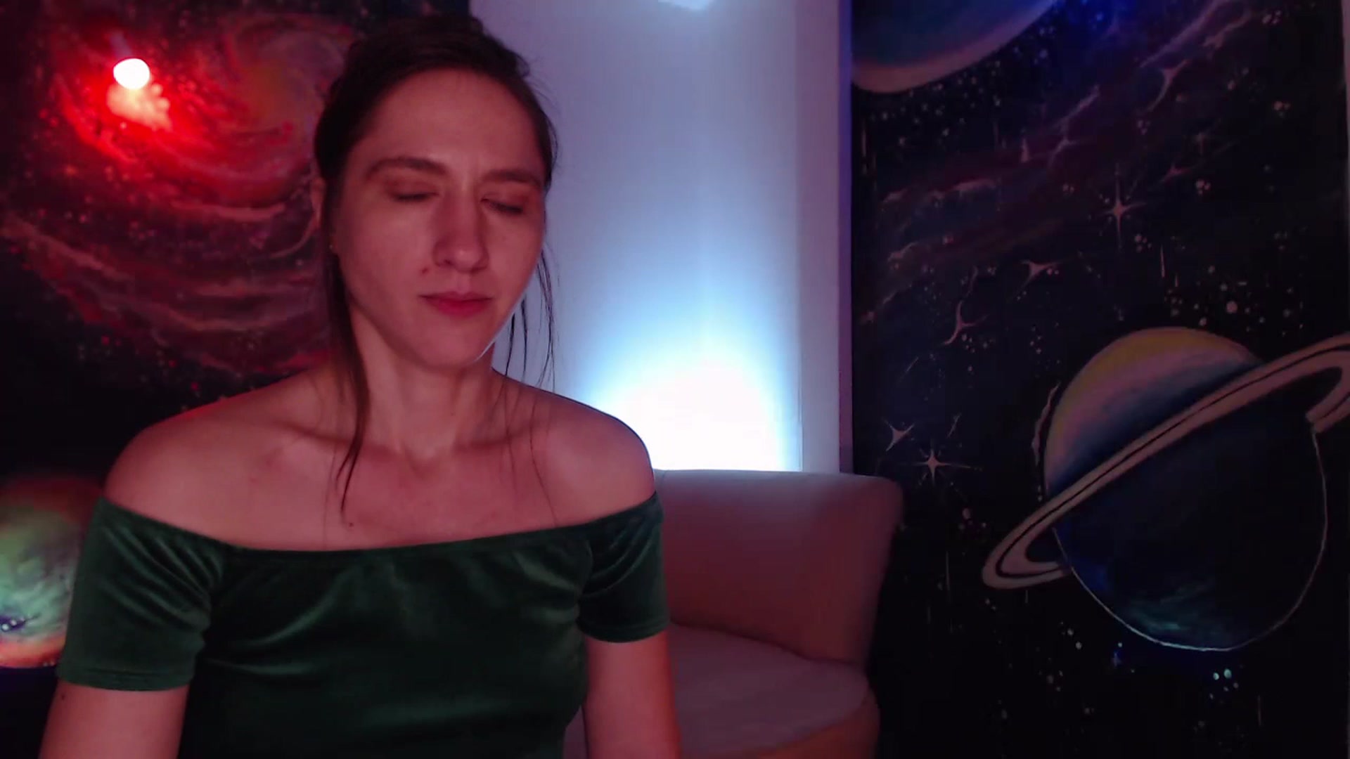 Gallery image thumbnail from IntruderRorry's myfreecams stream on, 11/18/2022, 11:09 image 3 of 20