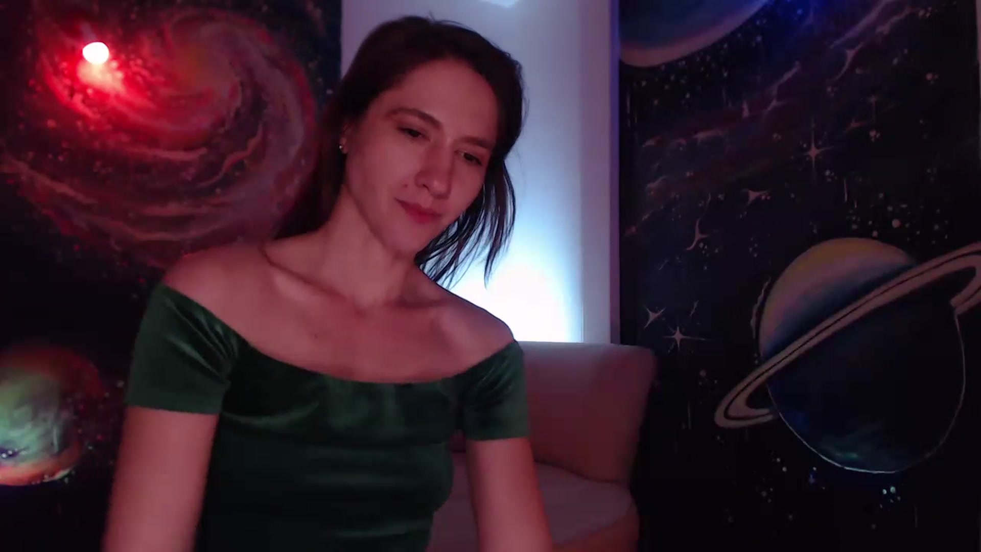 Gallery image thumbnail from IntruderRorry's myfreecams stream on, 11/18/2022, 11:09 image 10 of 20