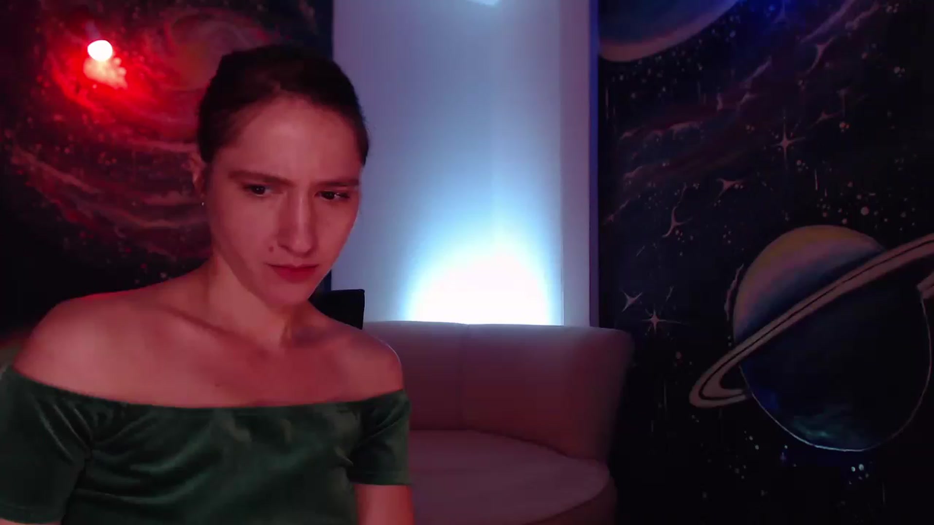 Gallery image thumbnail from IntruderRorry's myfreecams stream on, 11/18/2022, 12:41 image 2 of 20