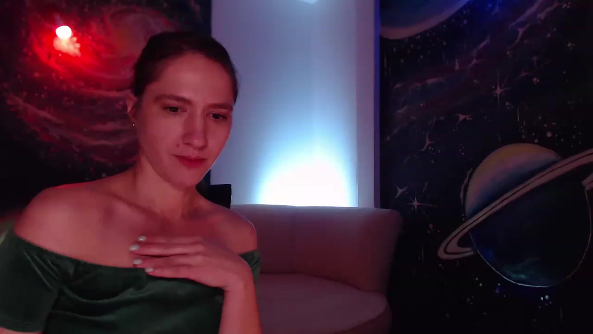 Gallery image thumbnail from IntruderRorry's myfreecams stream on, 11/18/2022, 12:41 image 4 of 20