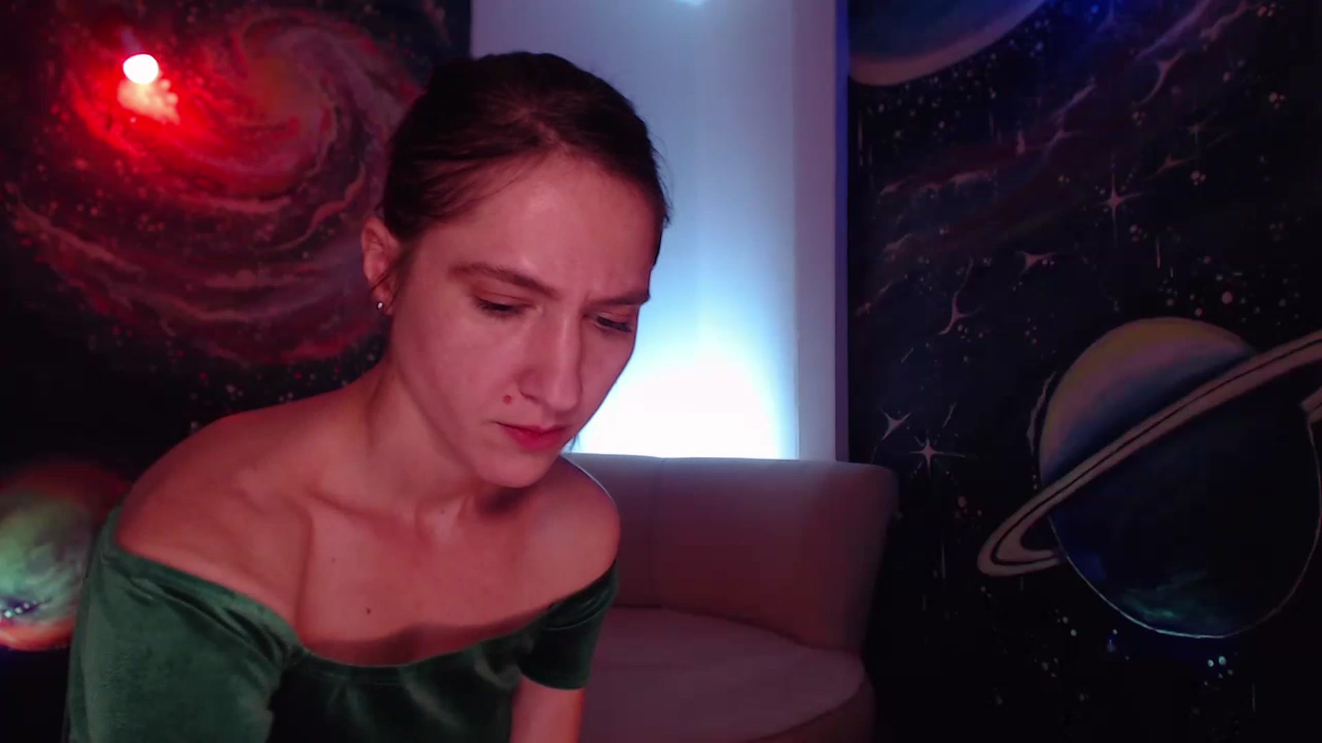 Gallery image thumbnail from IntruderRorry's myfreecams stream on, 11/18/2022, 13:22 image 5 of 20