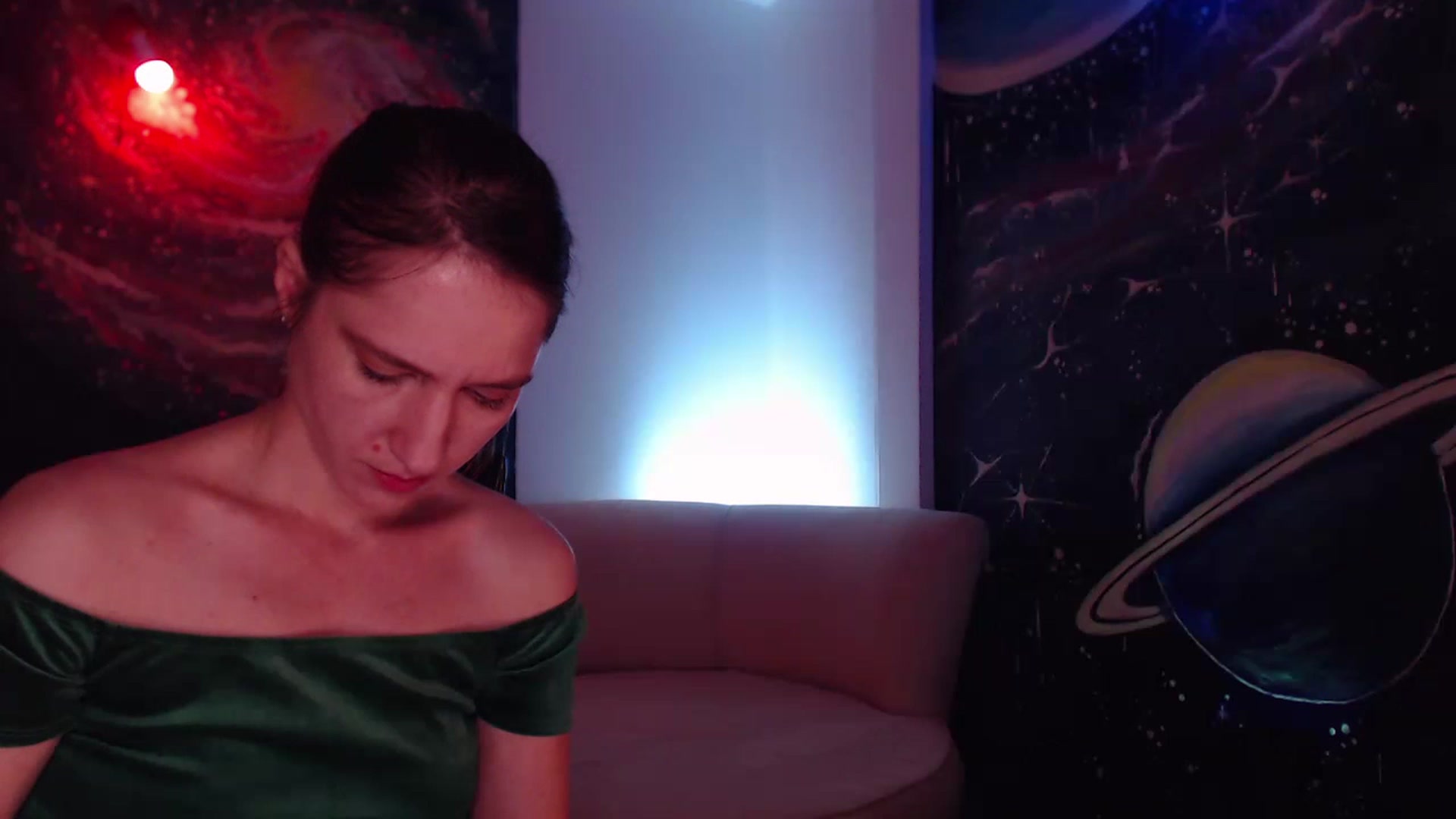 Gallery image thumbnail from IntruderRorry's myfreecams stream on, 11/18/2022, 13:22 image 3 of 20