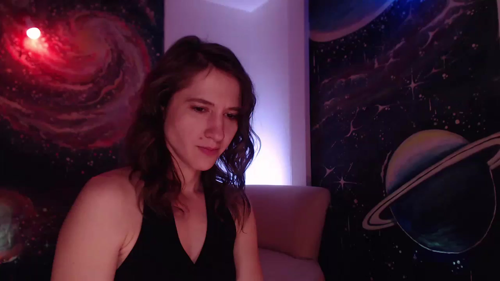 Gallery image thumbnail from IntruderRorry's myfreecams stream on, 11/20/2022, 14:04 image 19 of 20