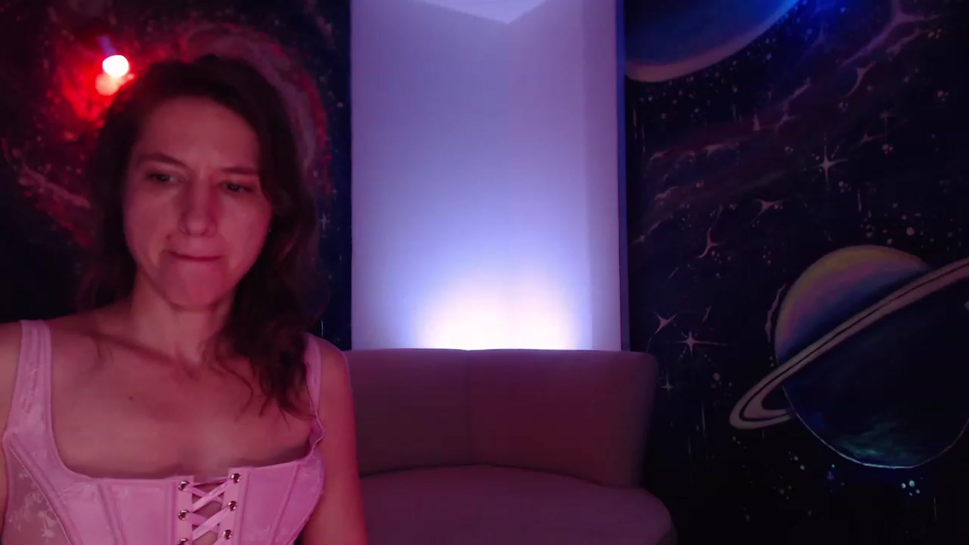 Gallery image thumbnail from IntruderRorry's myfreecams stream on, 11/21/2022, 14:01 image 17 of 20