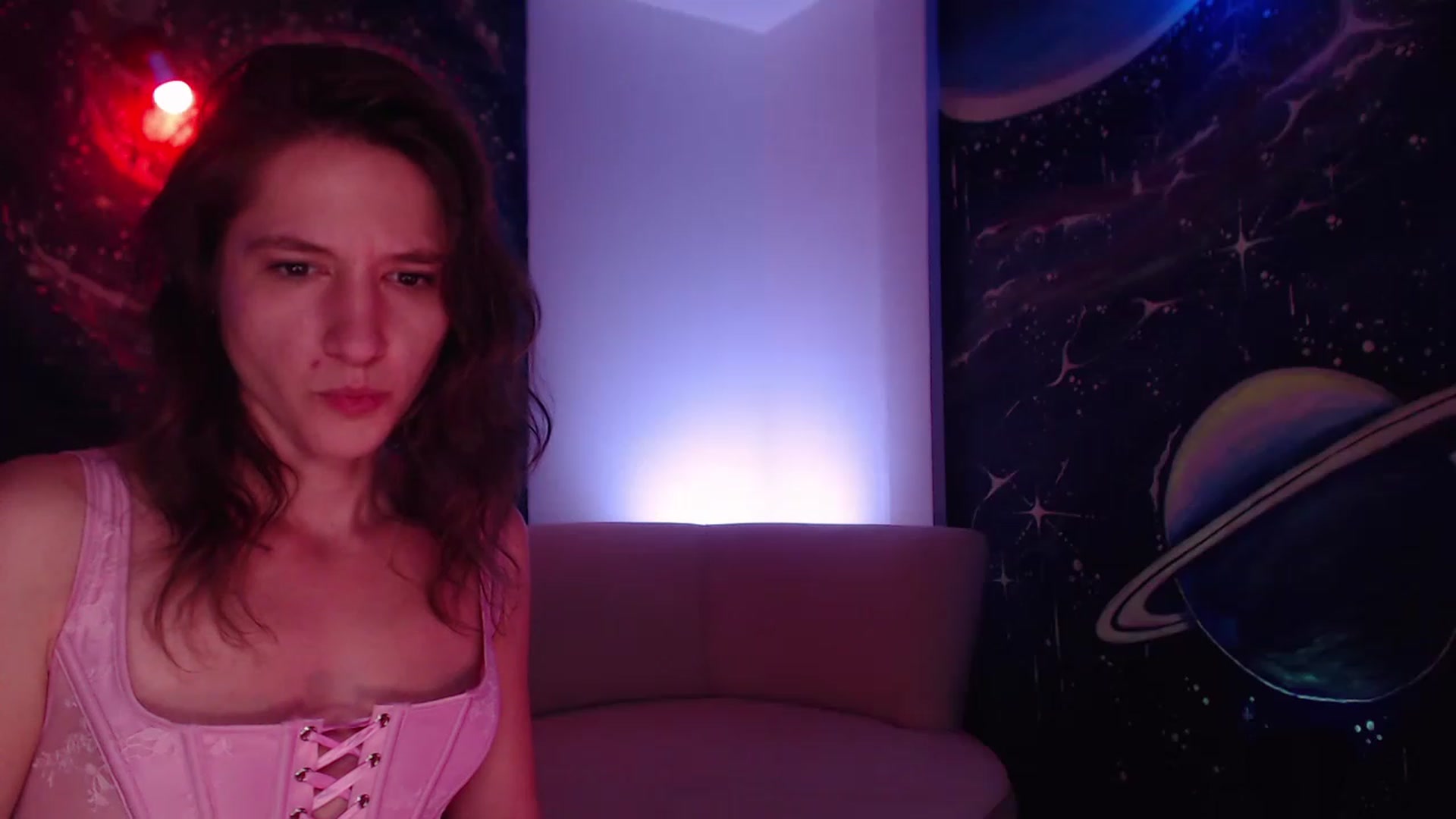 Gallery image thumbnail from IntruderRorry's myfreecams stream on, 11/21/2022, 14:01 image 2 of 20