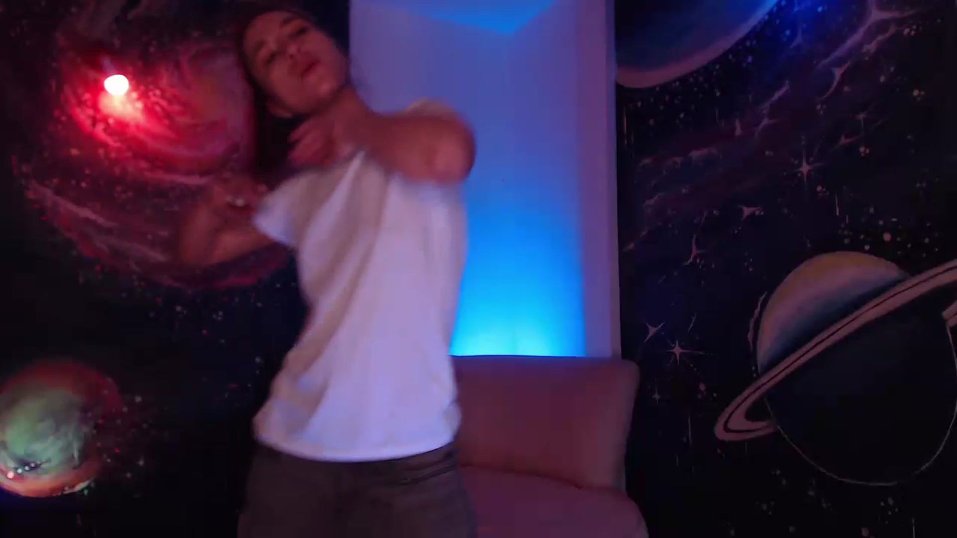Gallery image thumbnail from IntruderRorry's myfreecams stream on, 11/26/2022, 07:10 image 8 of 20