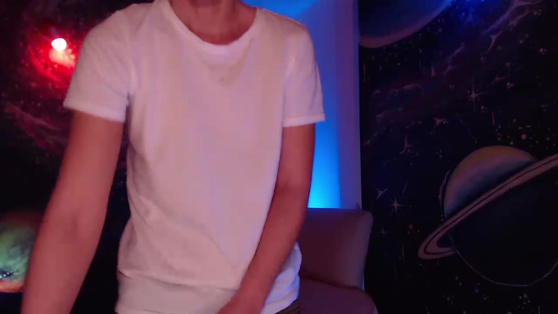 Gallery image thumbnail from IntruderRorry's myfreecams stream on, 11/26/2022, 09:32 image 7 of 20