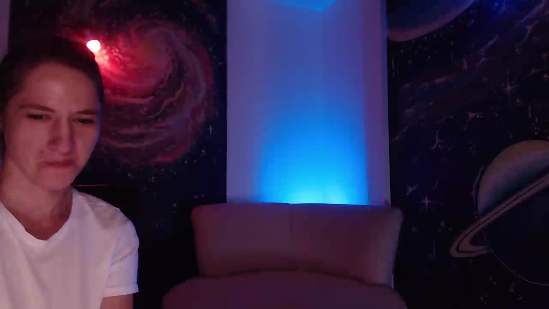 Gallery image thumbnail from IntruderRorry's myfreecams stream on, 11/26/2022, 12:35 image 17 of 20