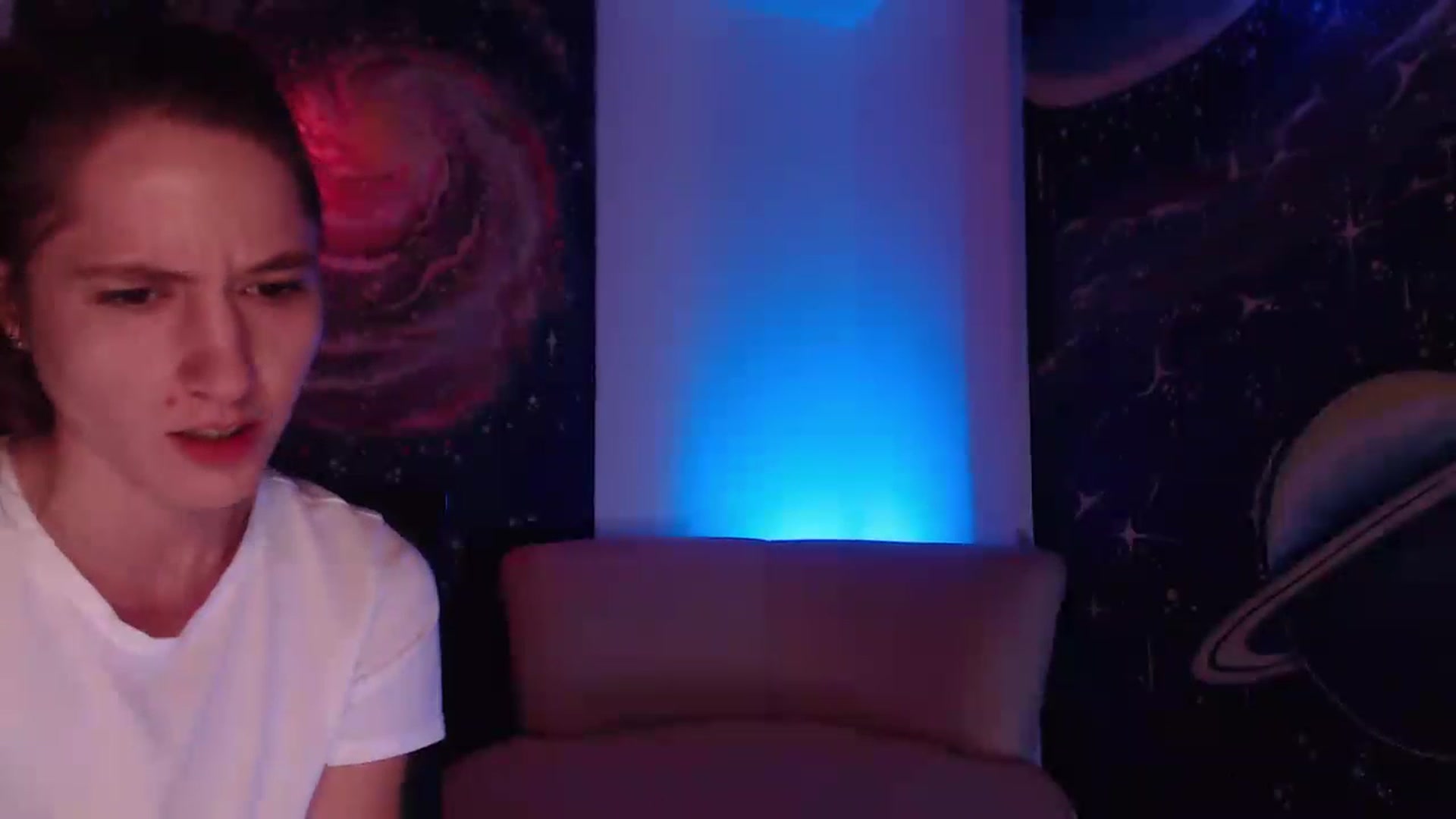 Gallery image thumbnail from IntruderRorry's myfreecams stream on, 11/26/2022, 12:35 image 15 of 20