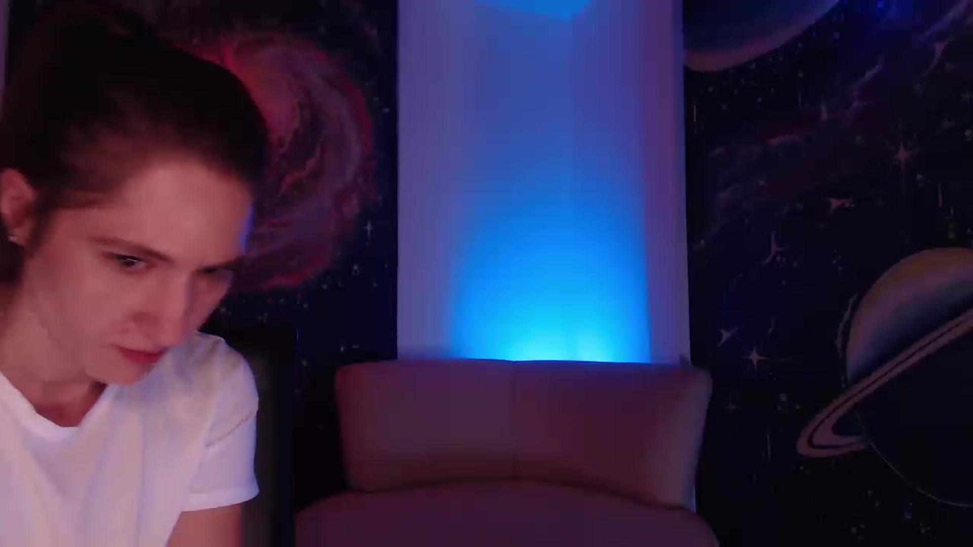 Gallery image thumbnail from IntruderRorry's myfreecams stream on, 11/26/2022, 12:35 image 16 of 20