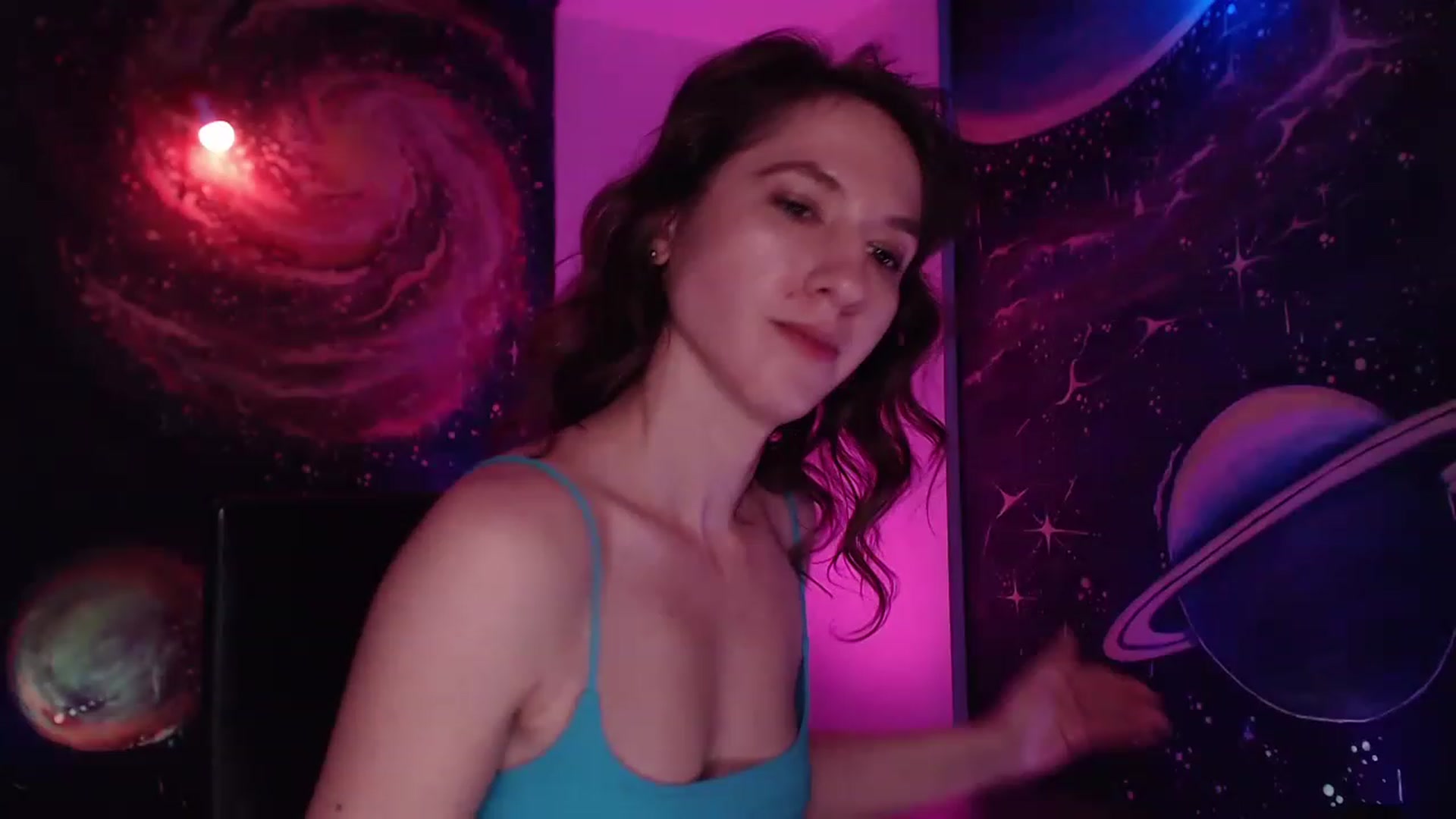 Gallery image thumbnail from IntruderRorry's myfreecams stream on, 12/09/2022, 11:16 image 6 of 20