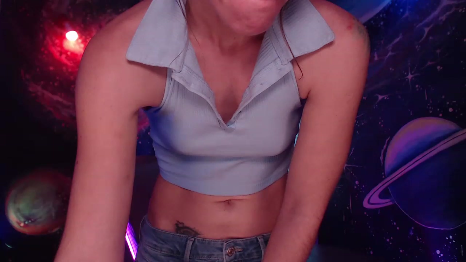 Gallery image thumbnail from IntruderRorry's myfreecams stream on, 12/10/2022, 13:17 image 6 of 20