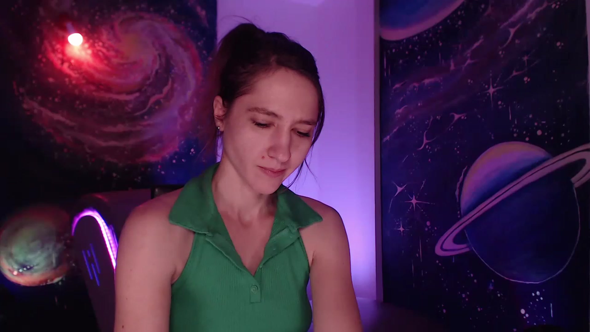 Gallery image thumbnail from IntruderRorry's myfreecams stream on, 12/12/2022, 09:49 image 2 of 20