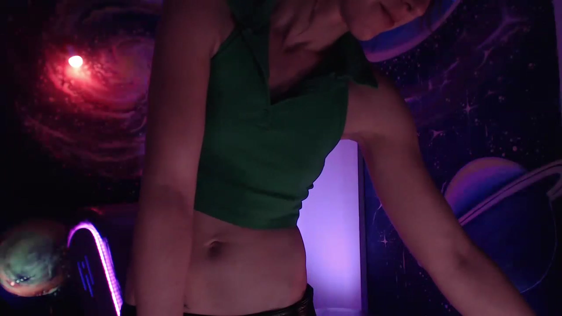 Gallery image thumbnail from IntruderRorry's myfreecams stream on, 12/12/2022, 12:05 image 20 of 20
