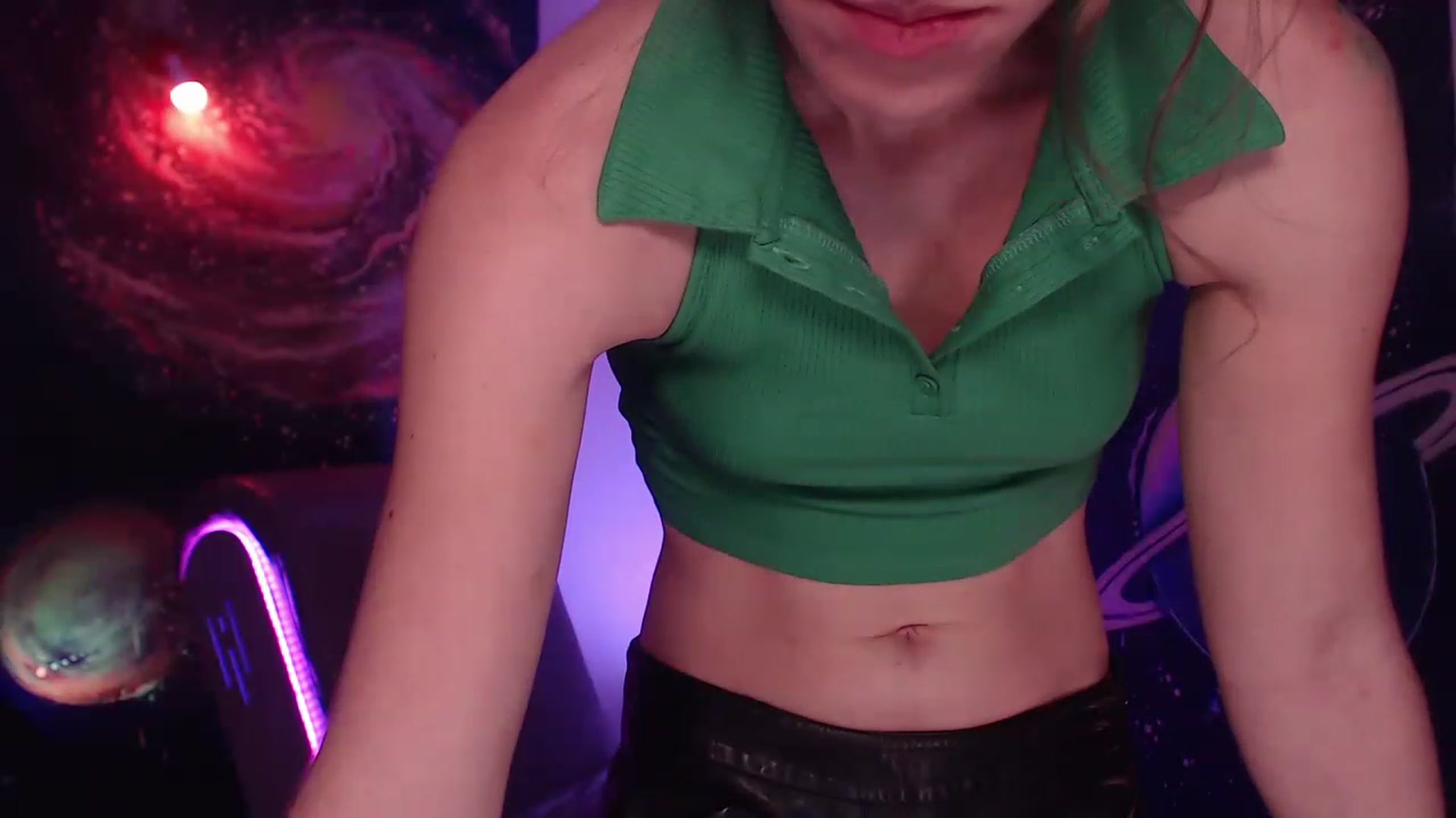 Gallery image thumbnail from IntruderRorry's myfreecams stream on, 12/12/2022, 12:05 image 14 of 20